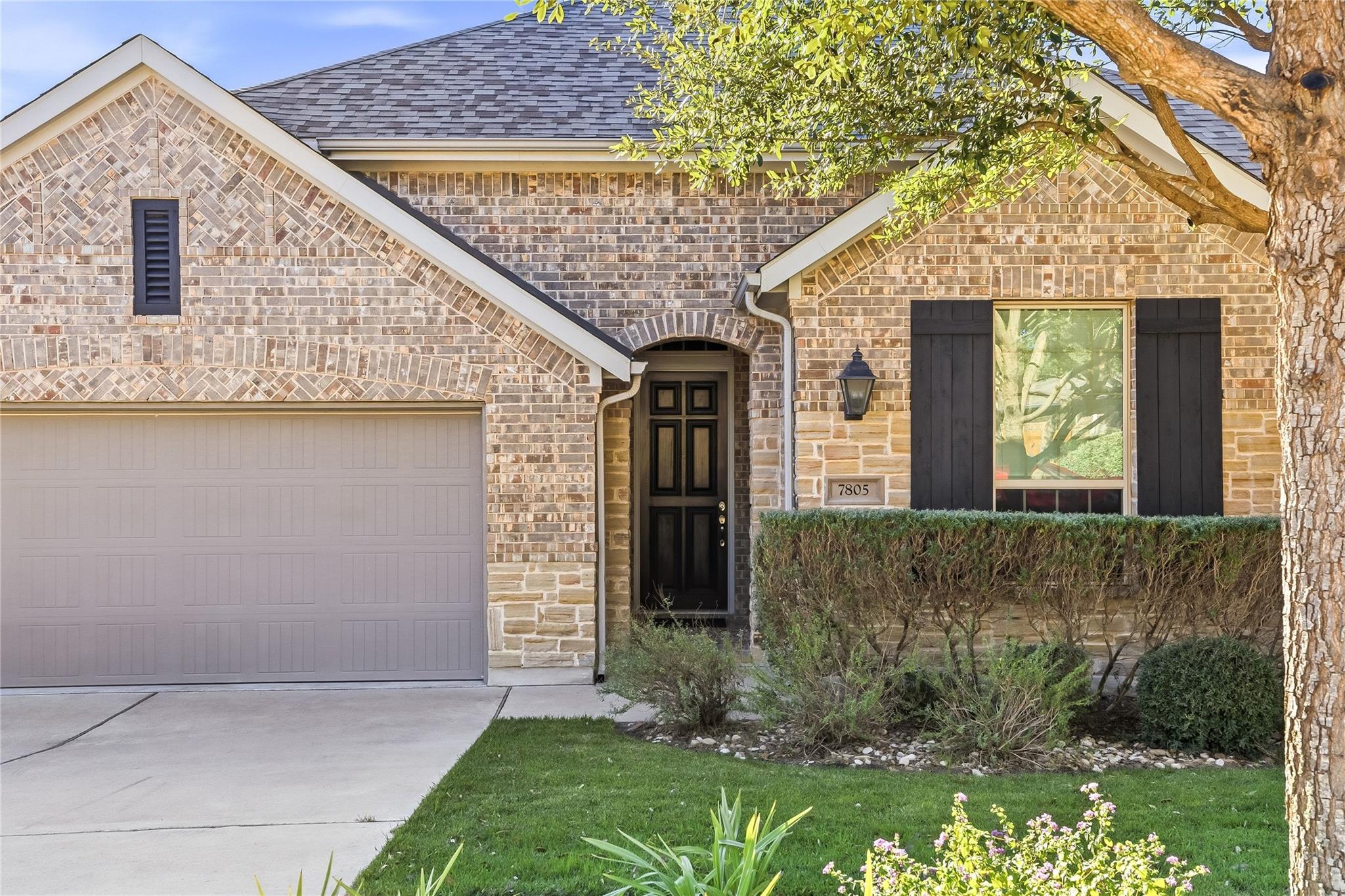 Single Family Residence