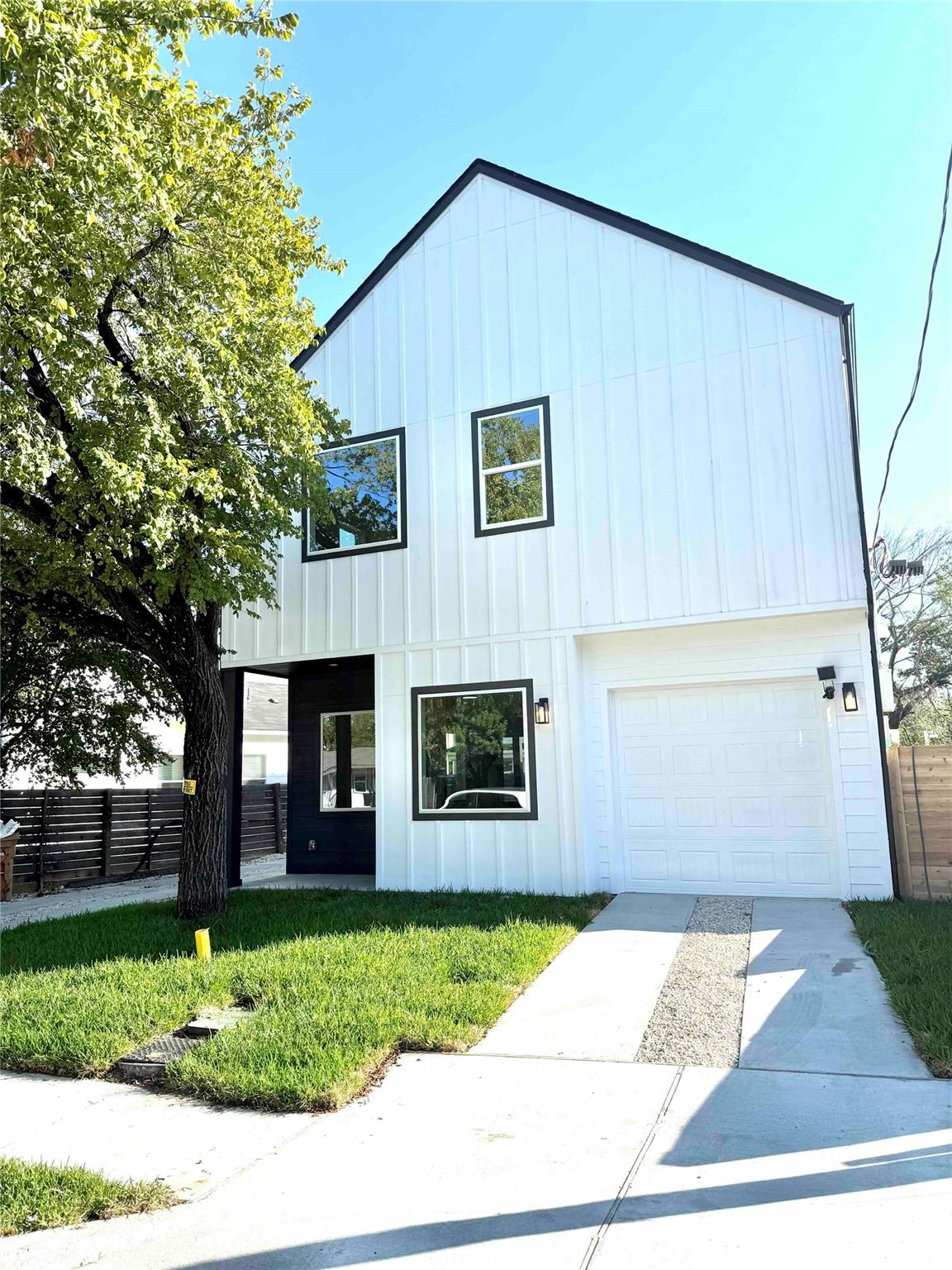 Single Family Residence