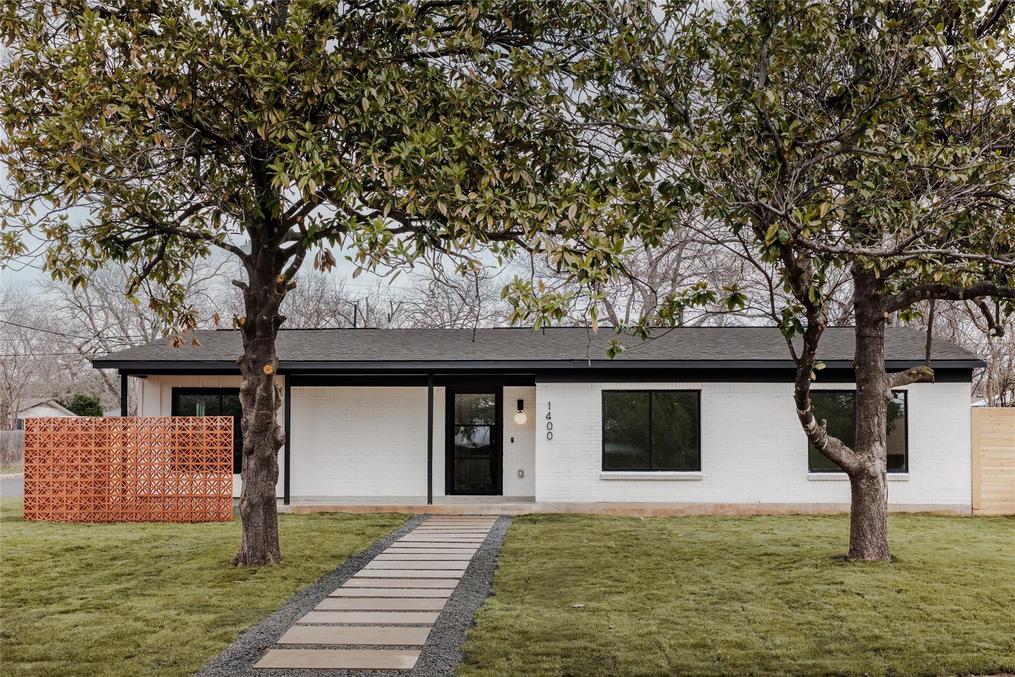 Single Family Residence