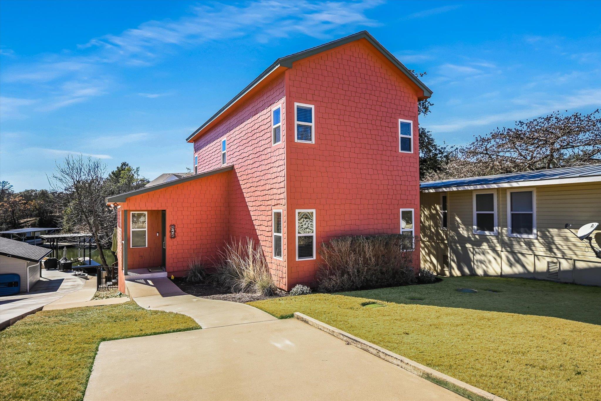 Single Family Residence