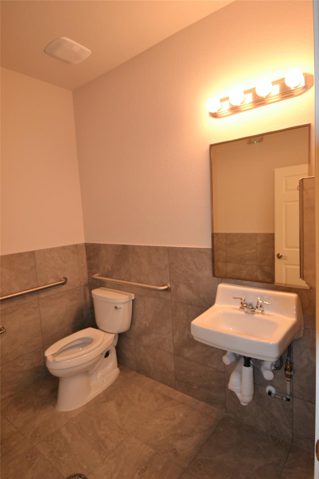 Photo 29