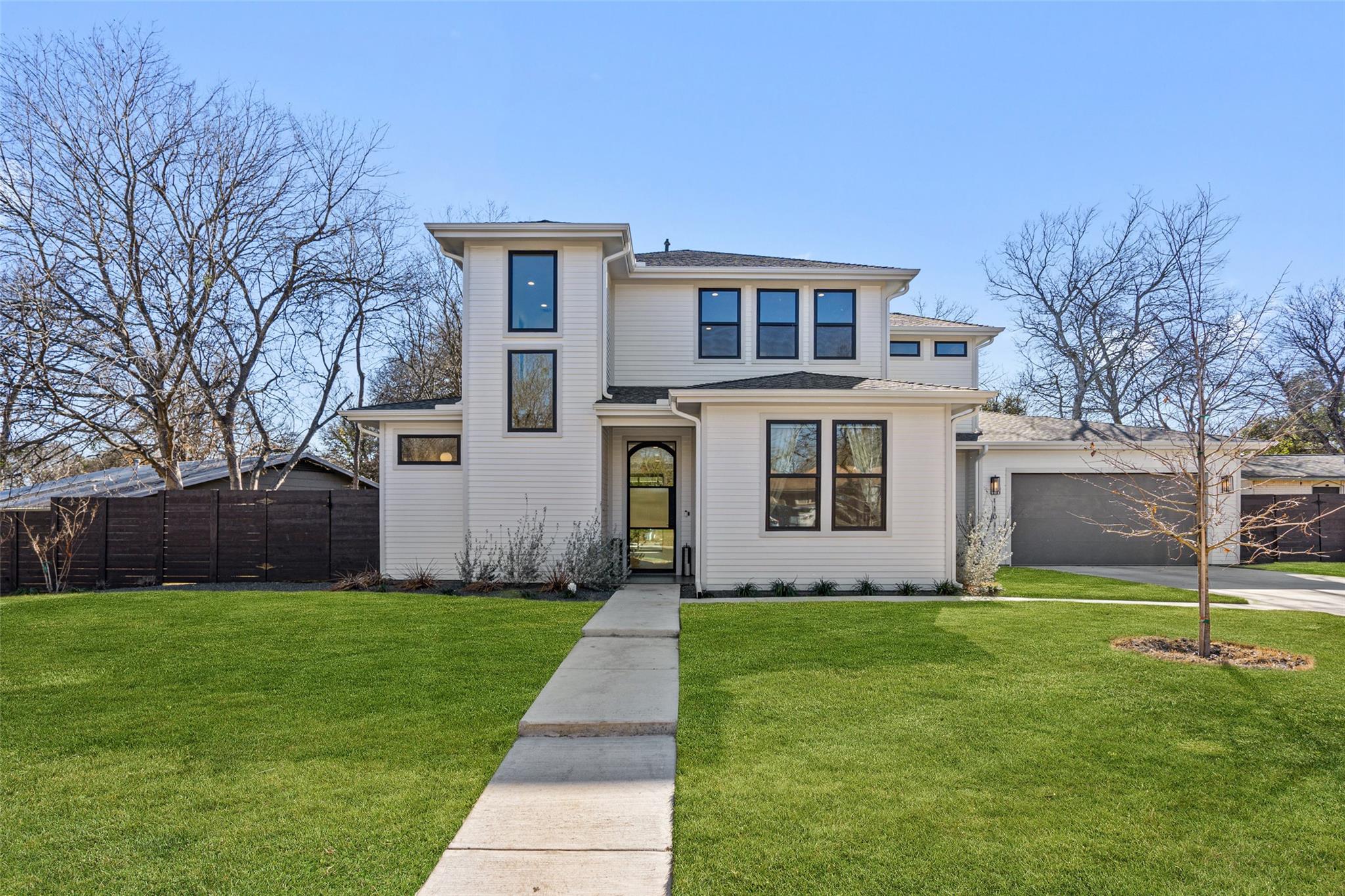 Single Family Residence