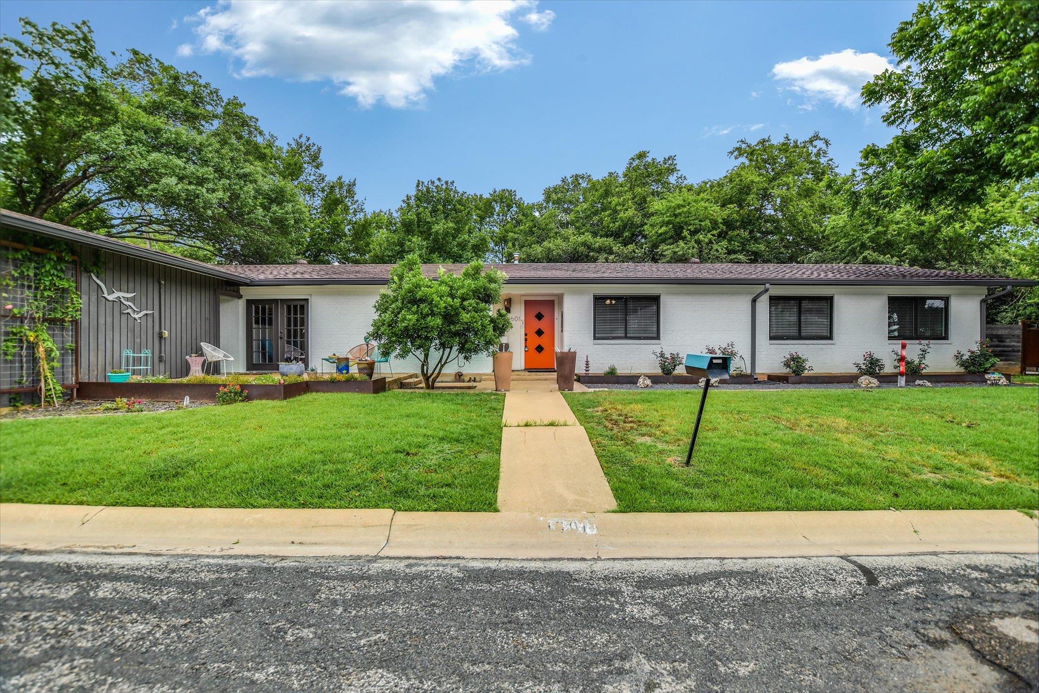 Single Family Residence