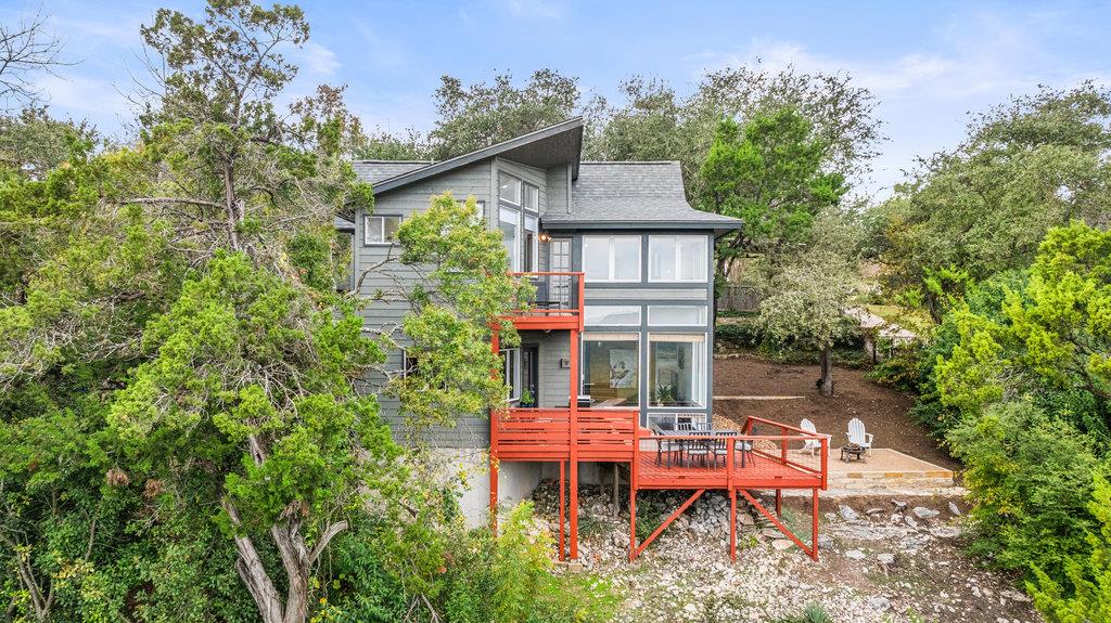Single Family Residence