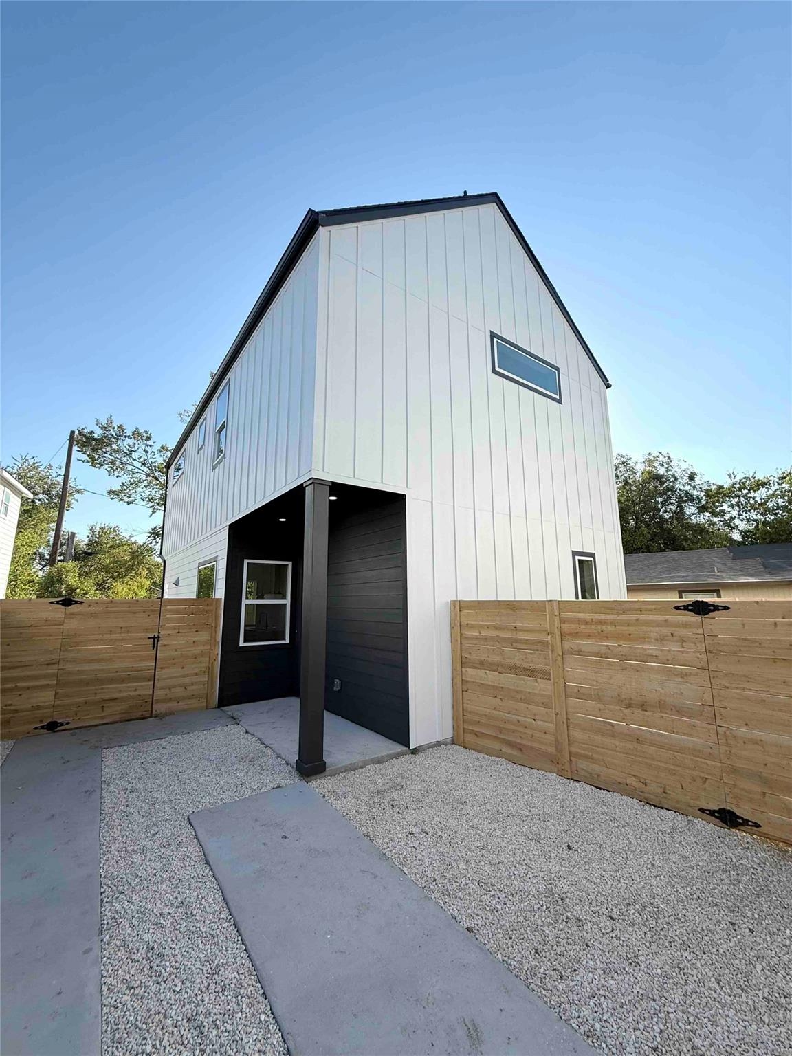 Single Family Residence