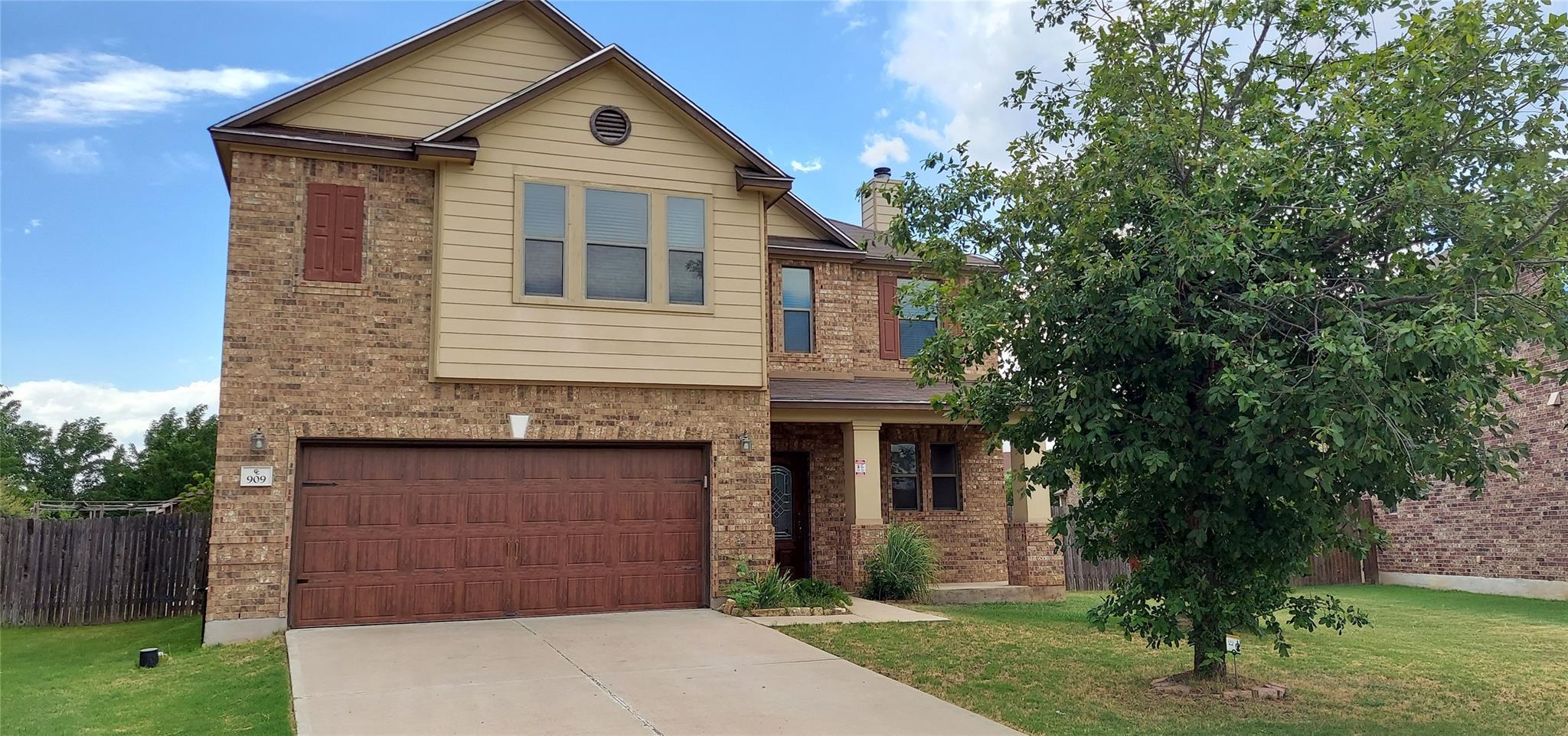 Single Family Residence