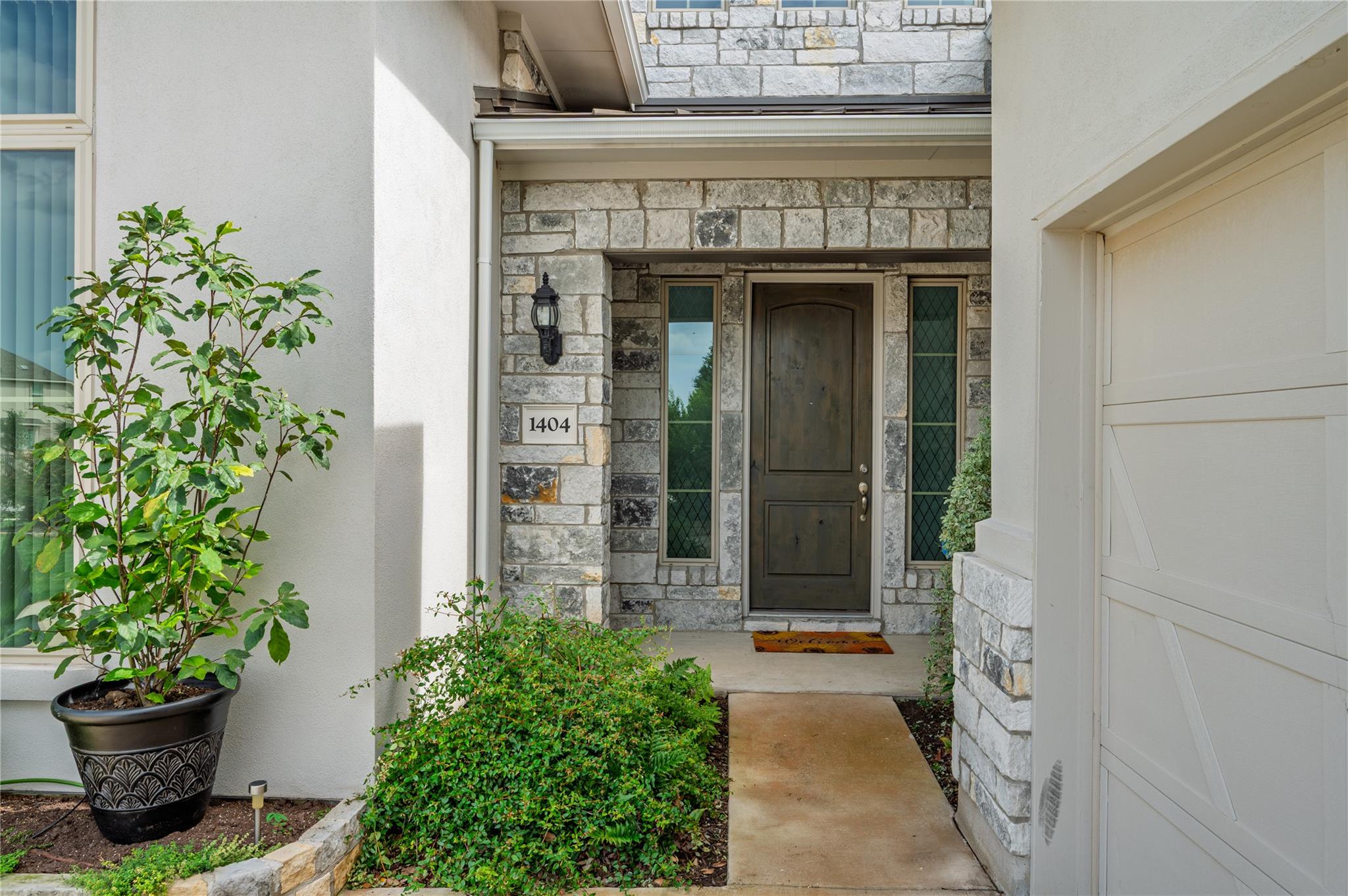 Single Family Residence