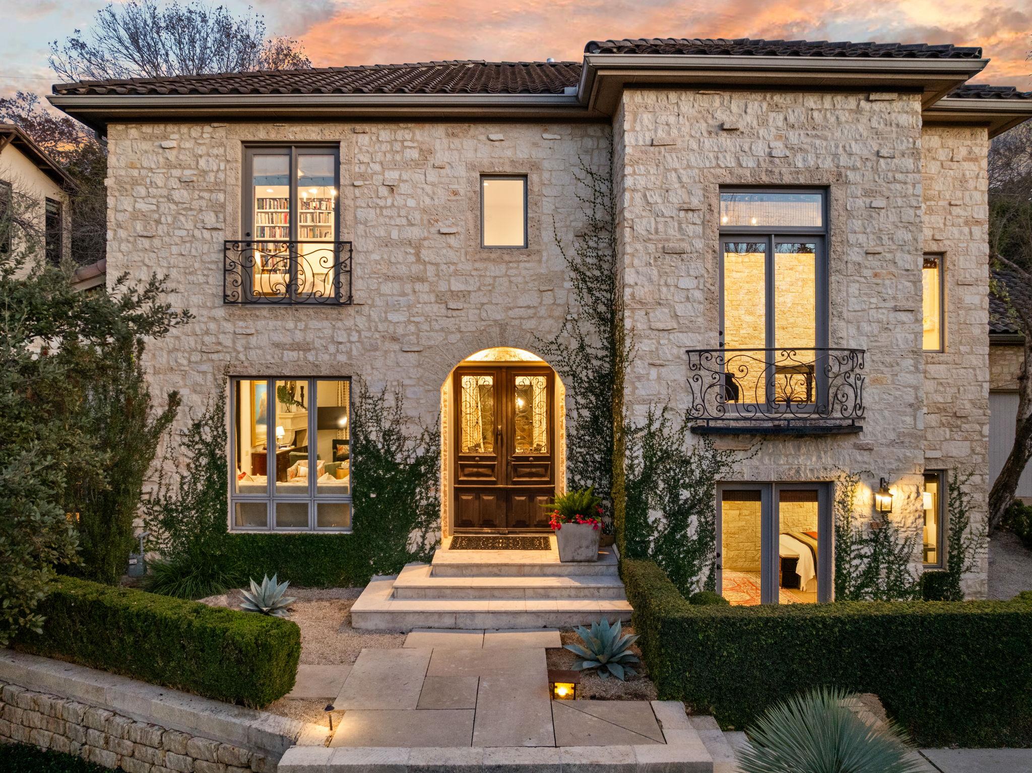 Single Family Residence