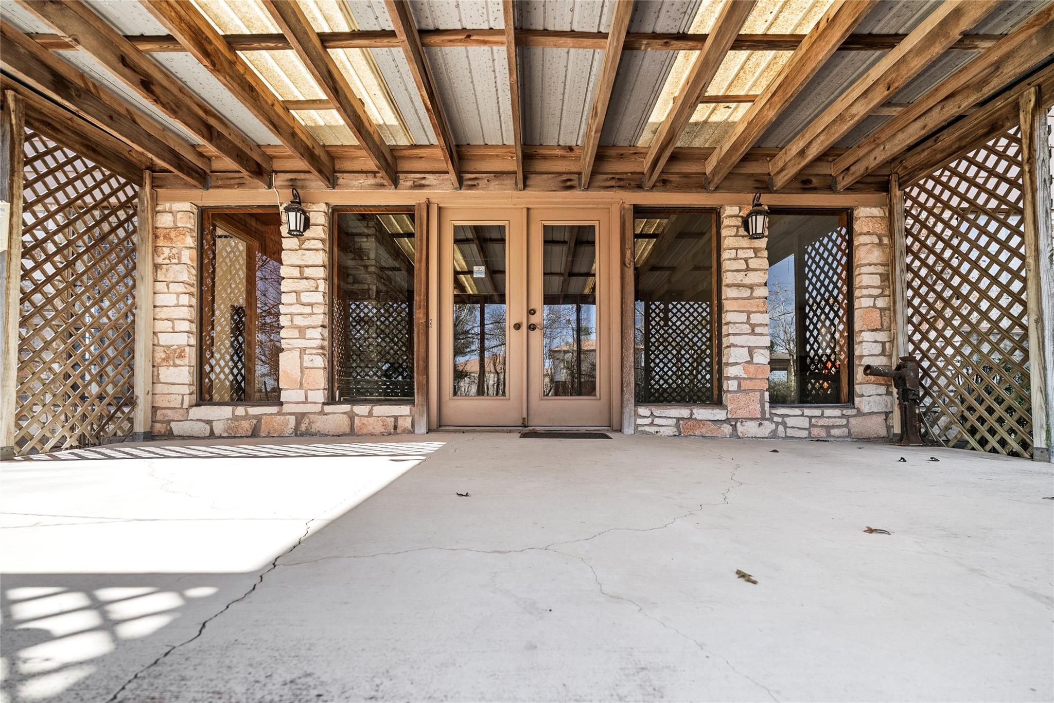 Single Family Residence