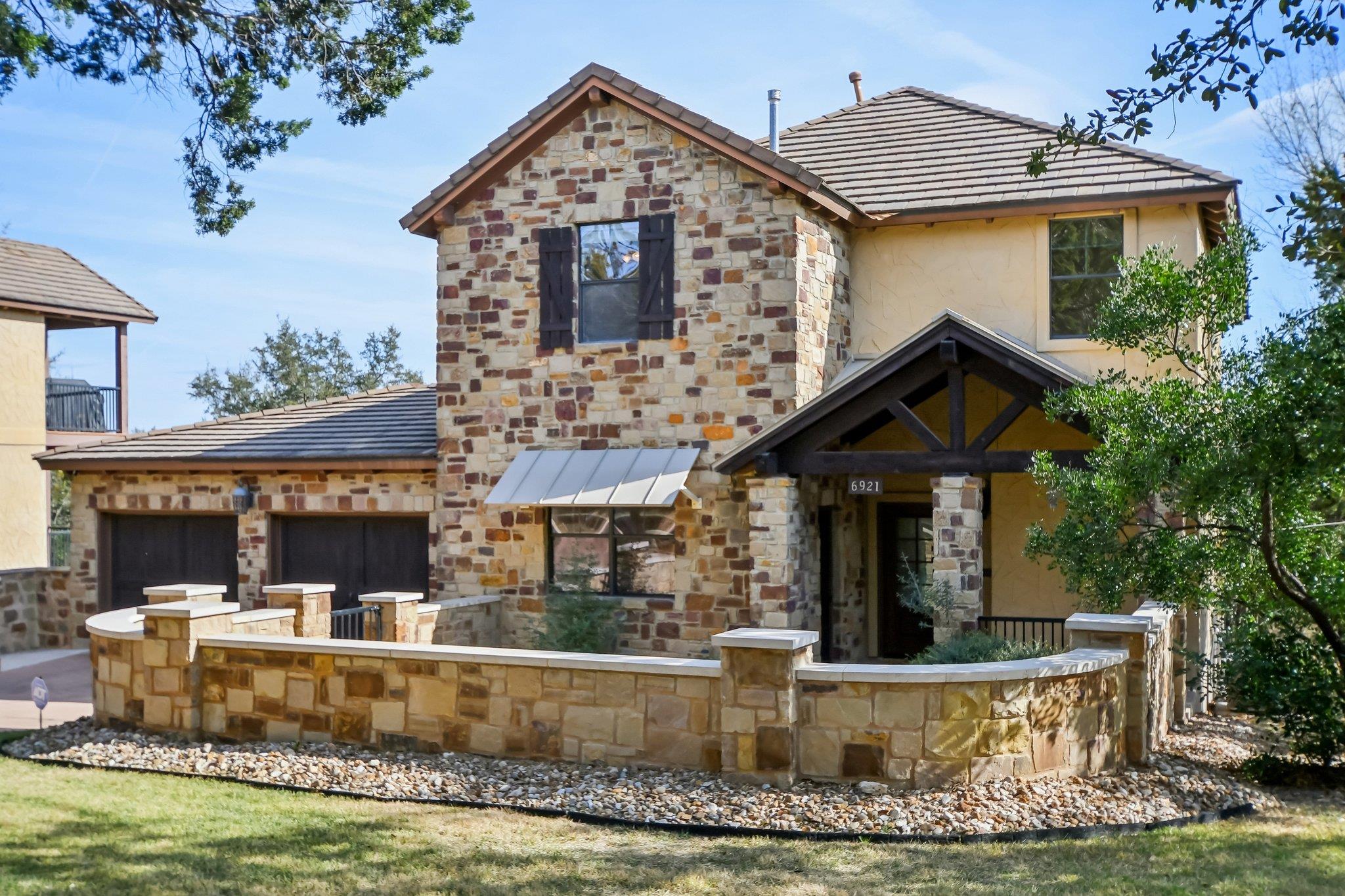 Single Family Residence