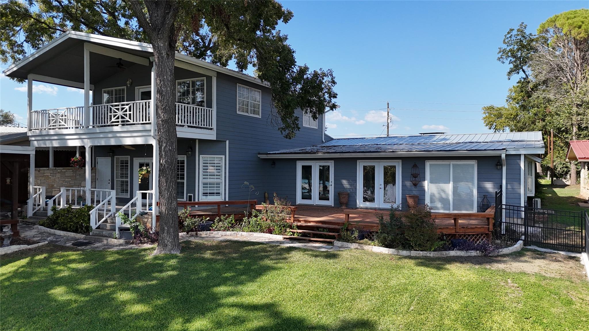 Single Family Residence