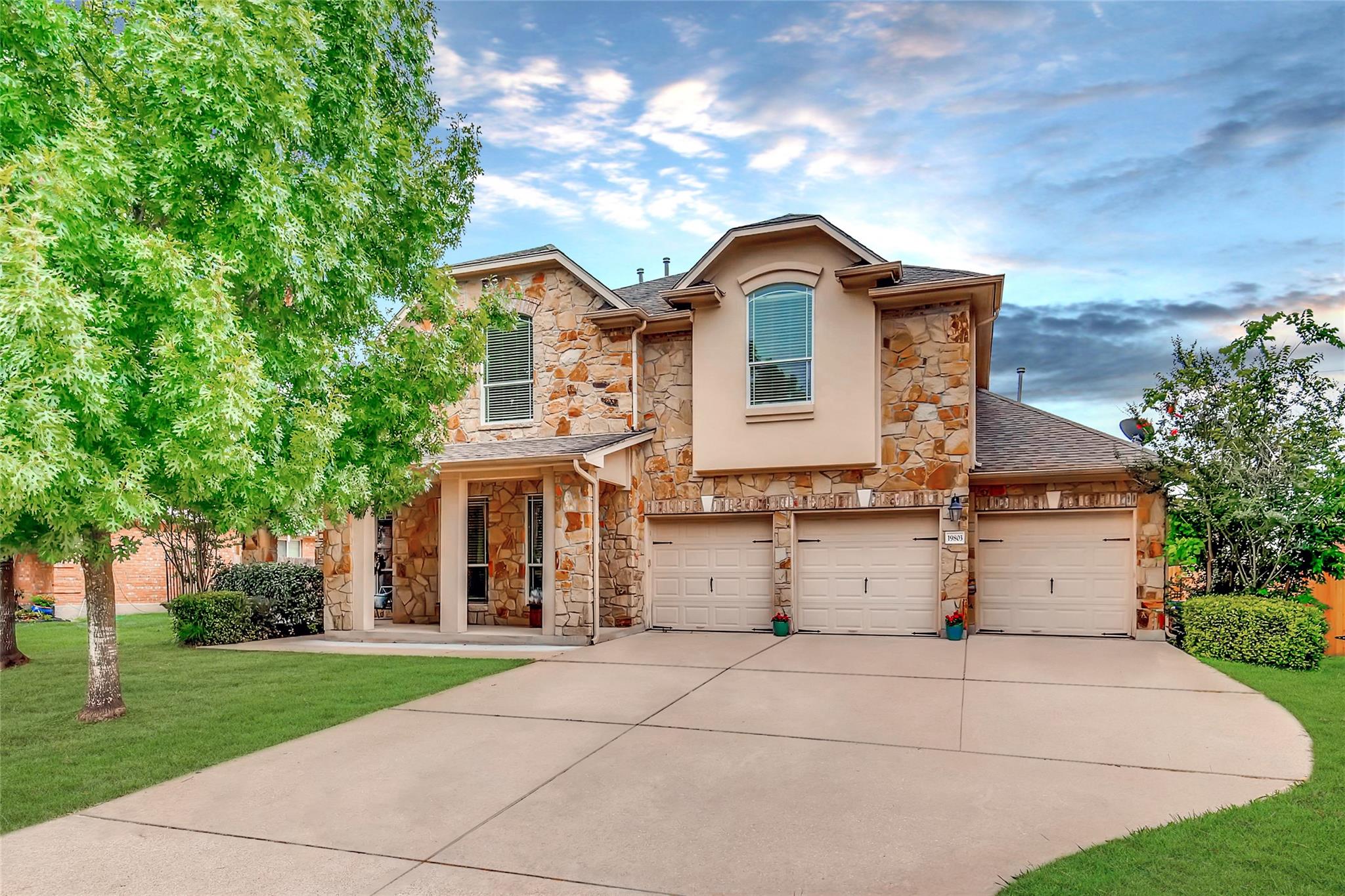 Single Family Residence
