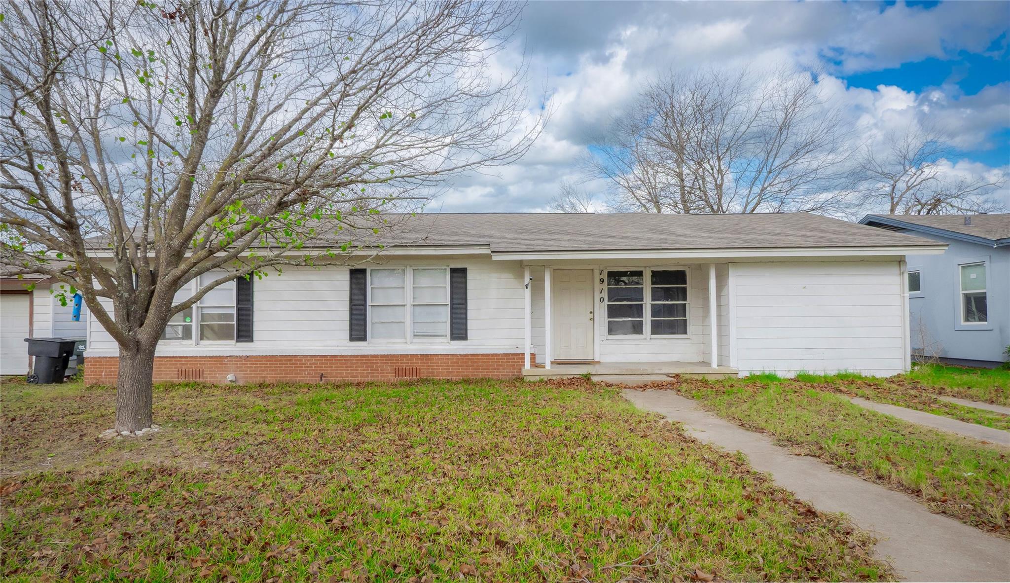 Single Family Residence