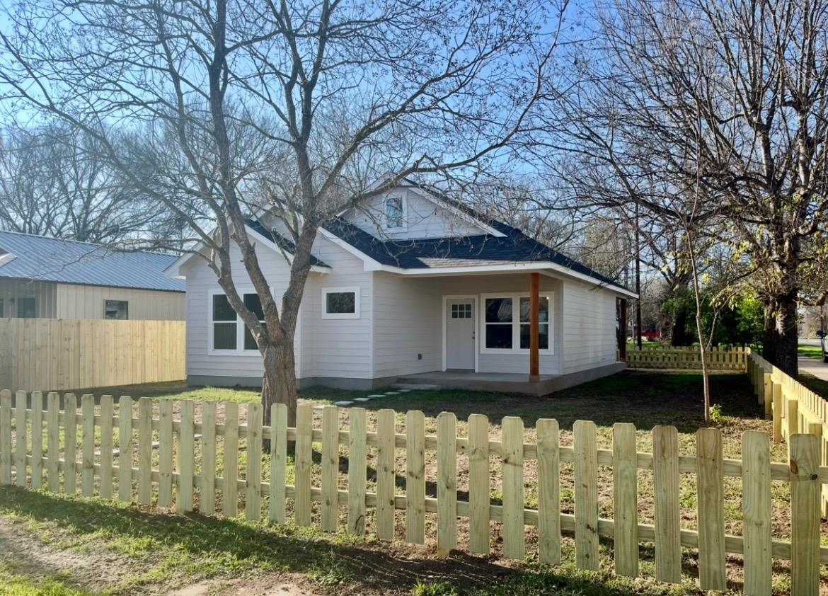 Single Family Residence