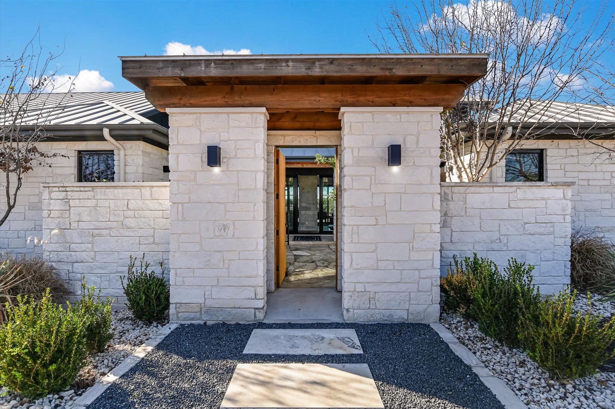 Single Family Residence