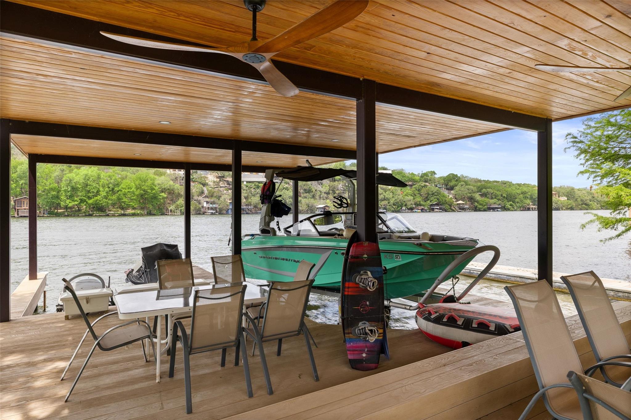 3104 Rivercrest