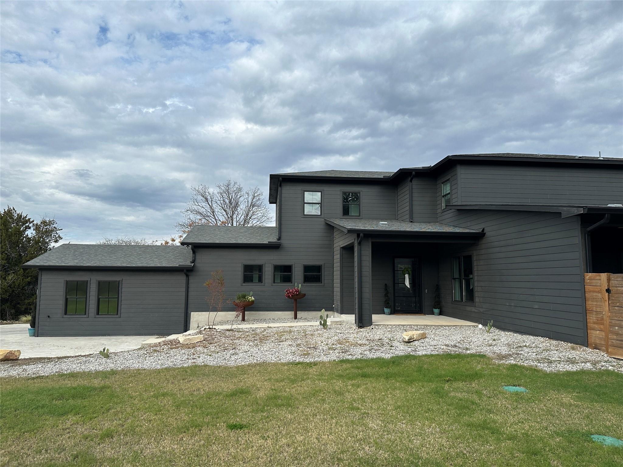 Single Family Residence