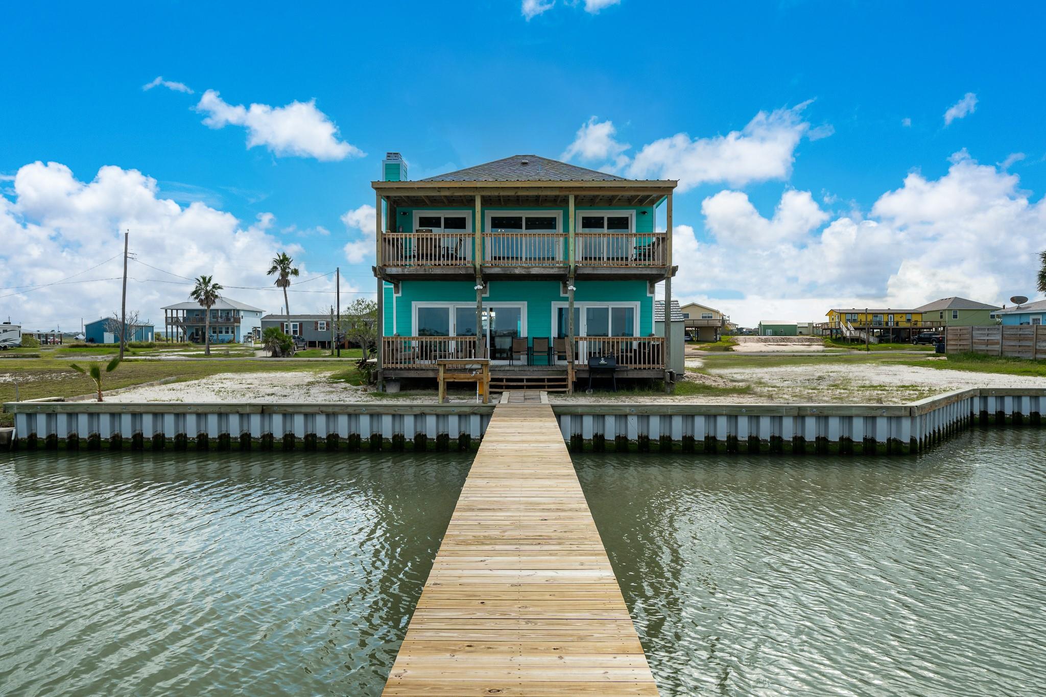 139 Lakeshore