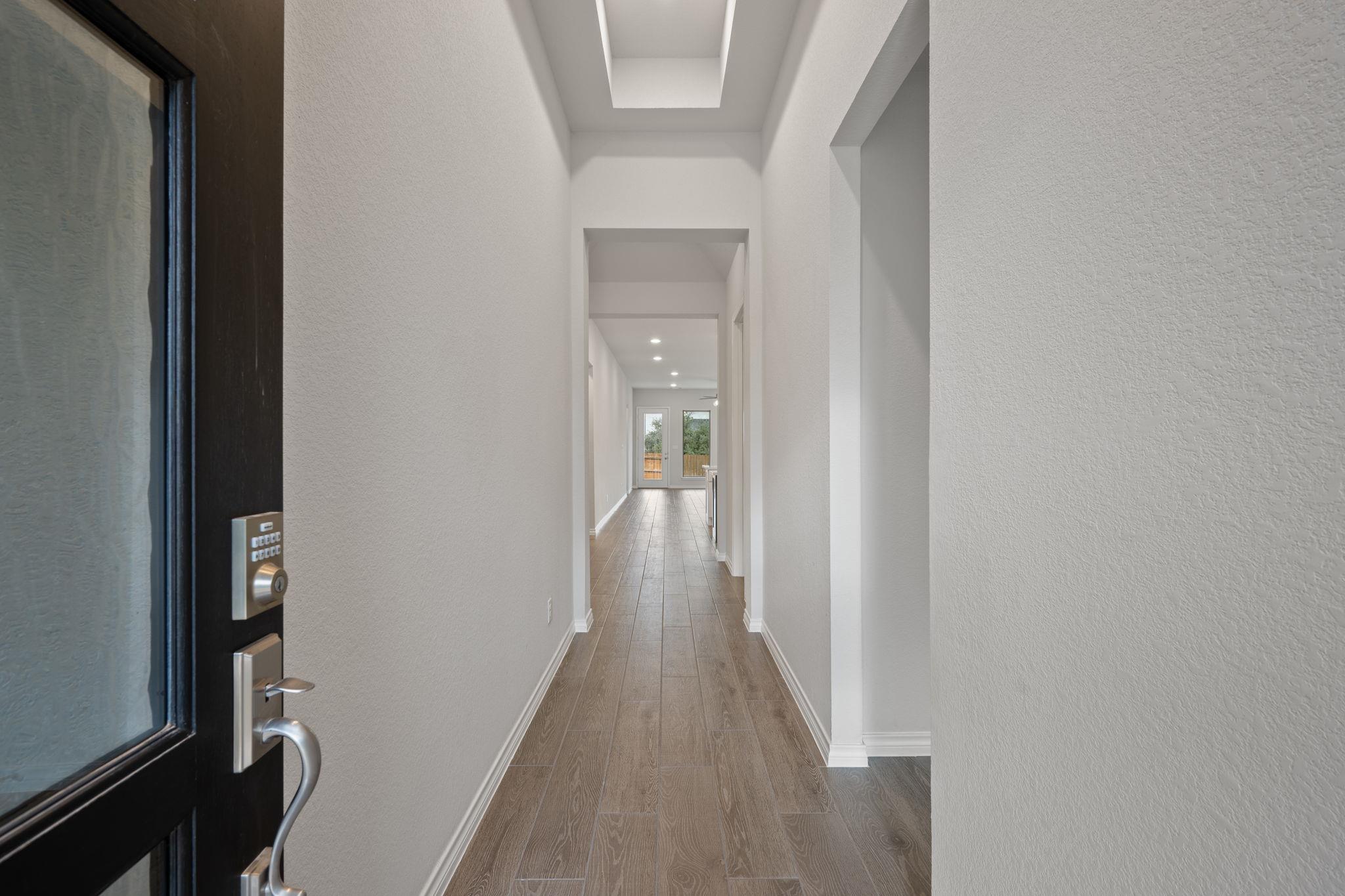 Photo 3