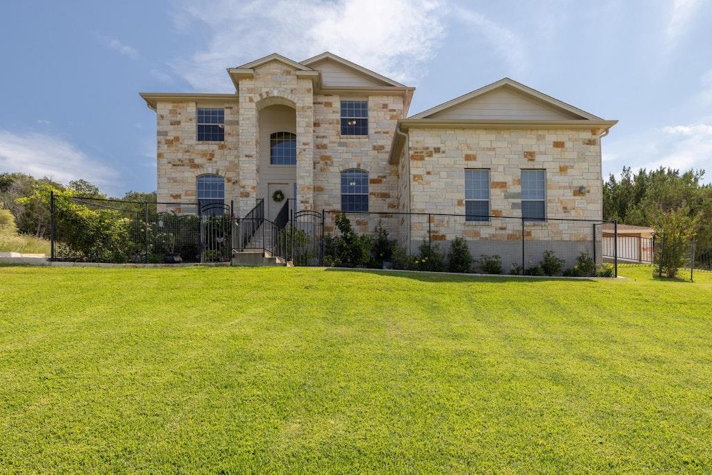 Single Family Residence