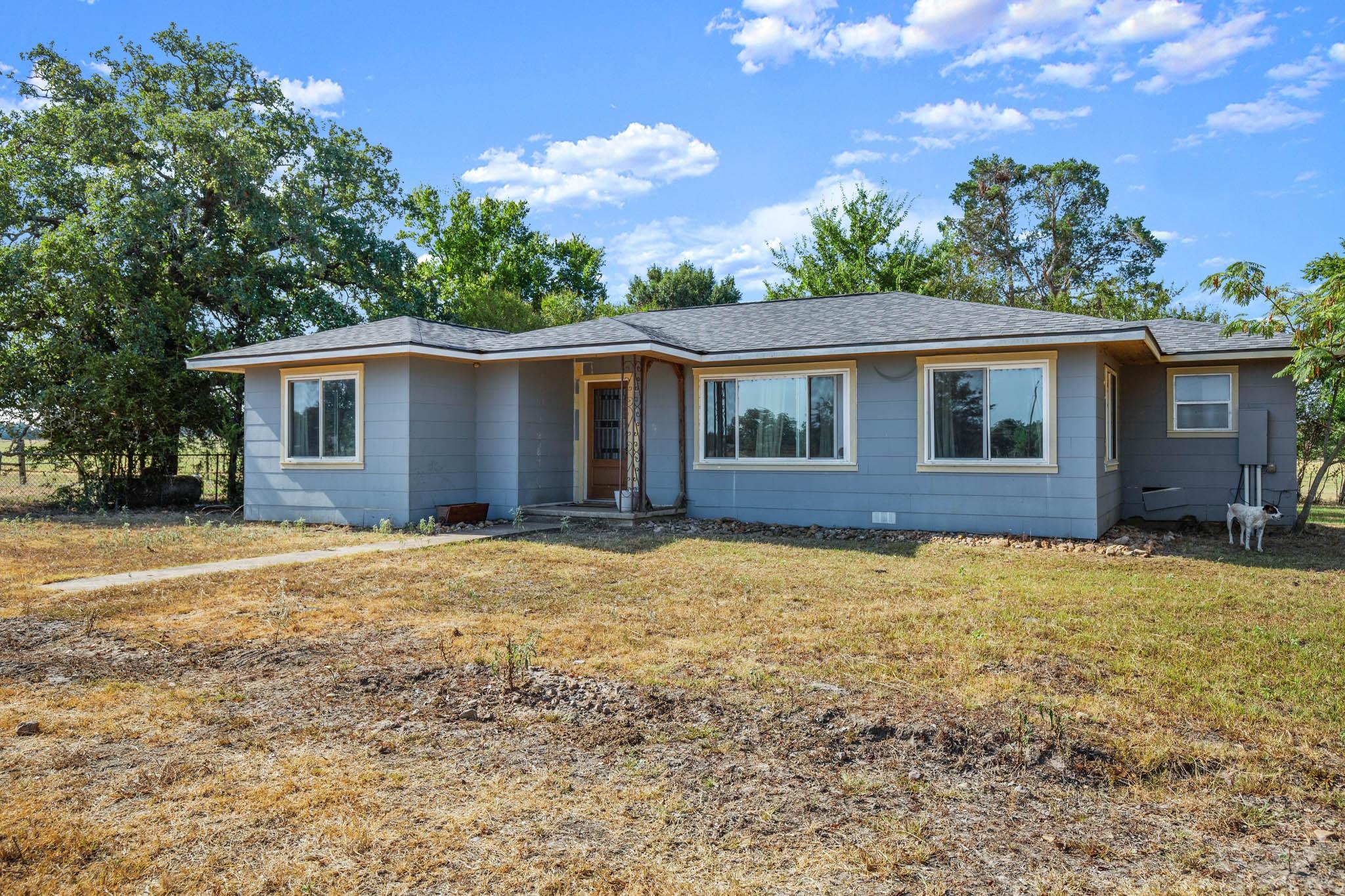 1099 Private Road 1061