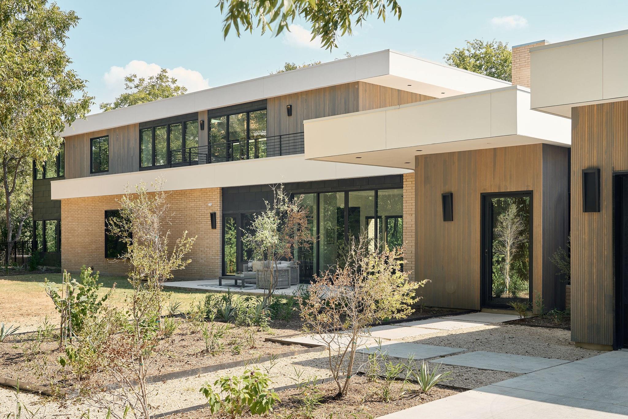 Single Family Residence