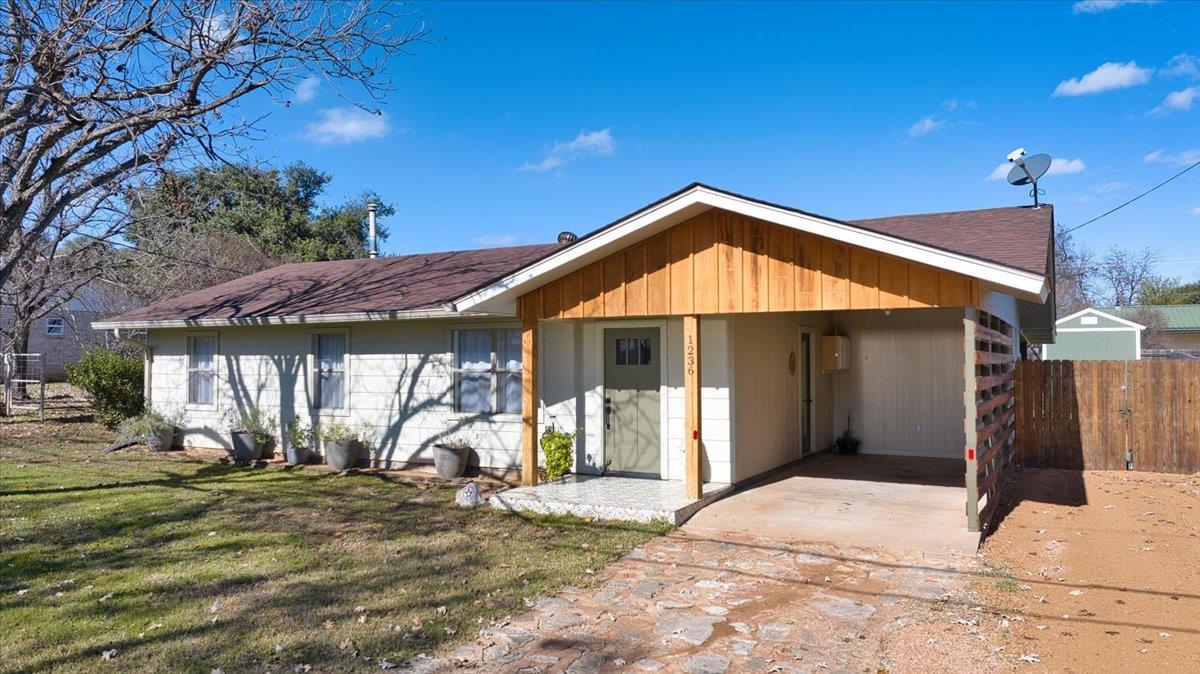 Single Family Residence