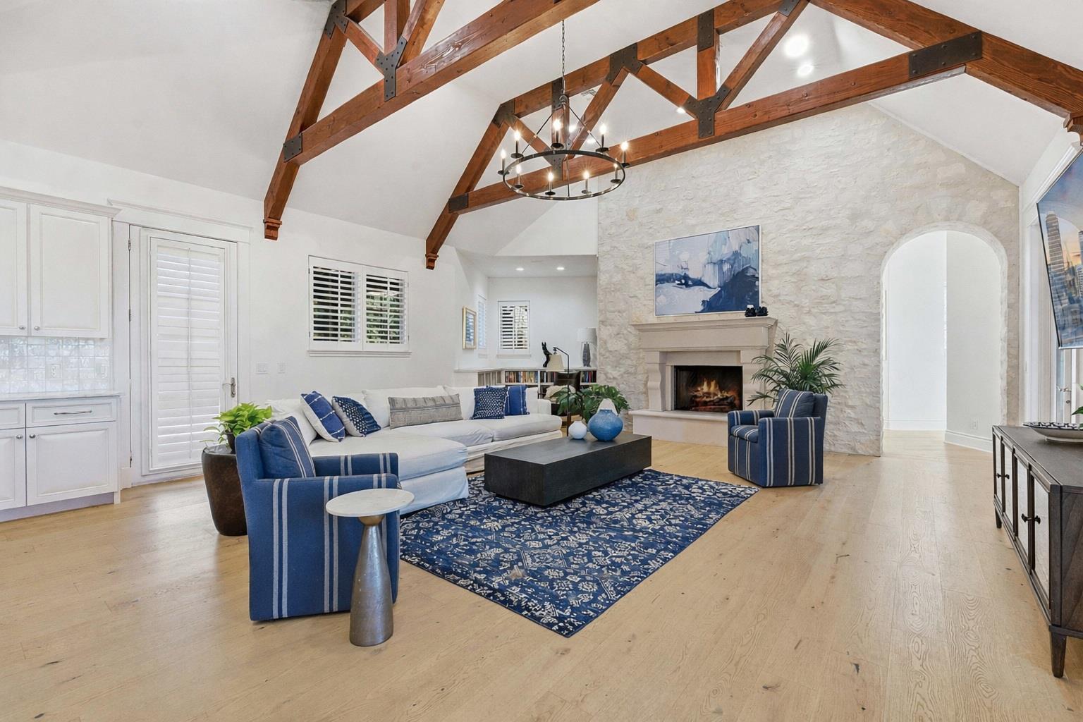 Single Family Residence