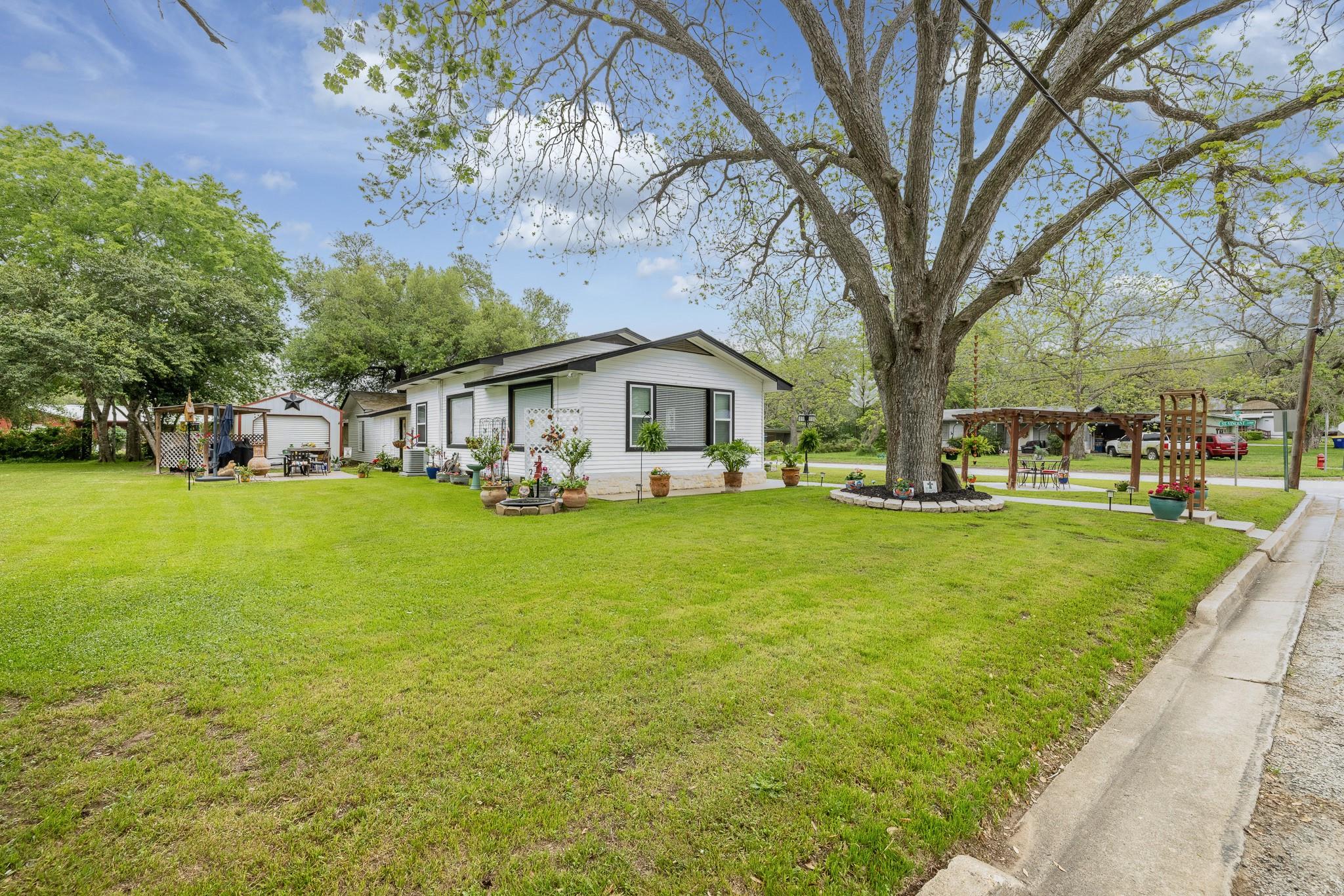 Single Family Residence