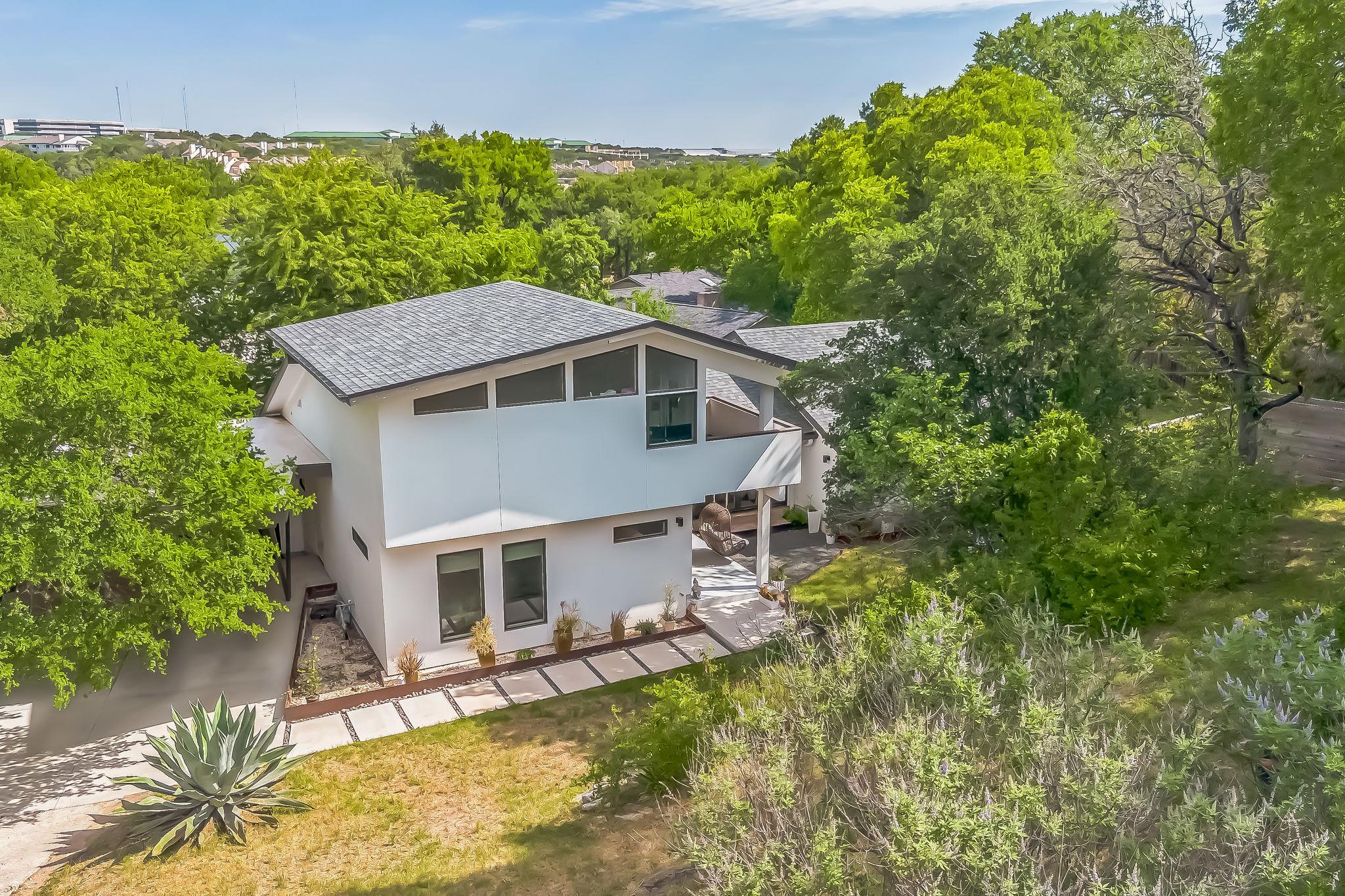 Single Family Residence