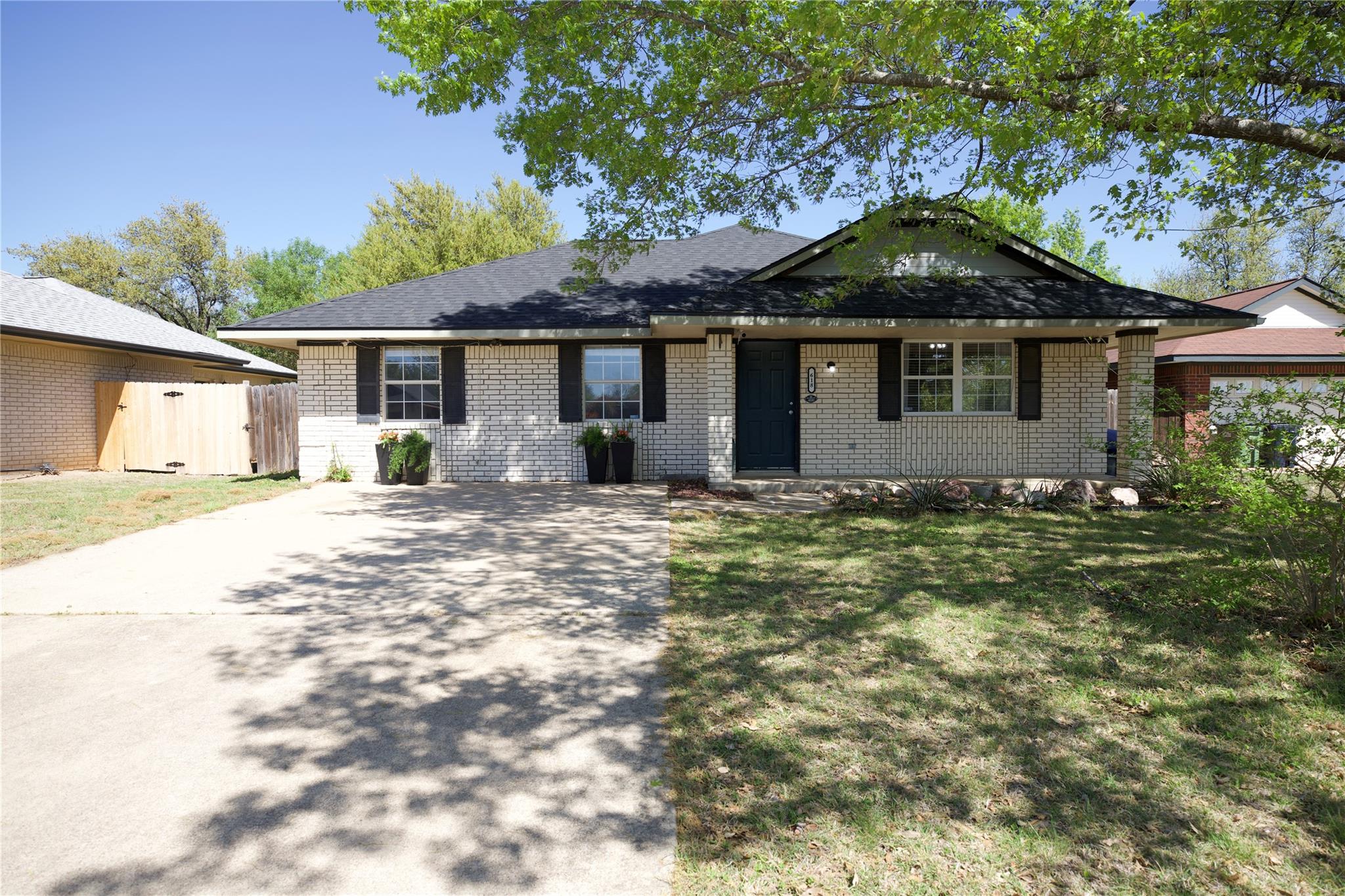 Single Family Residence