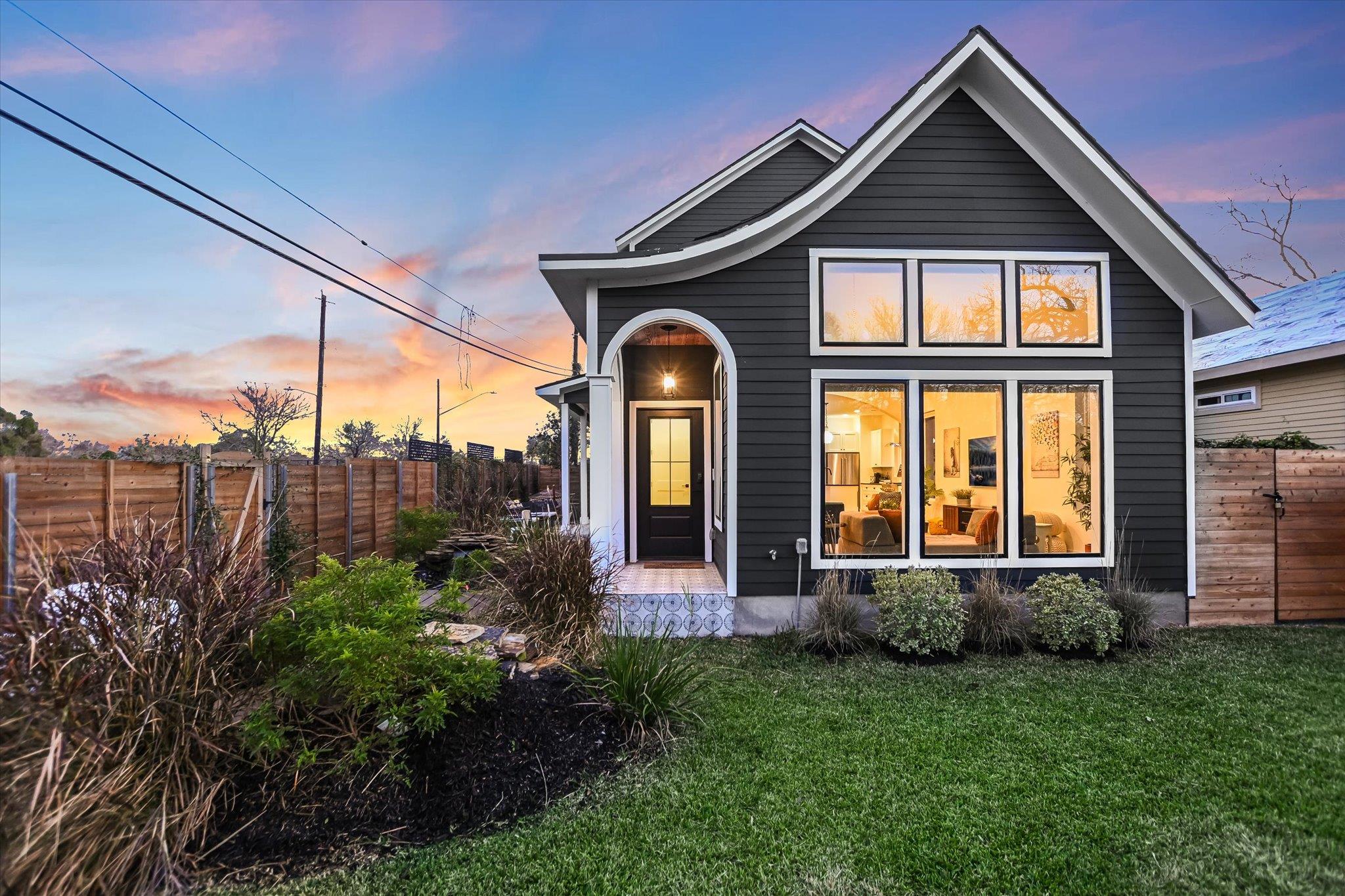 Single Family Residence