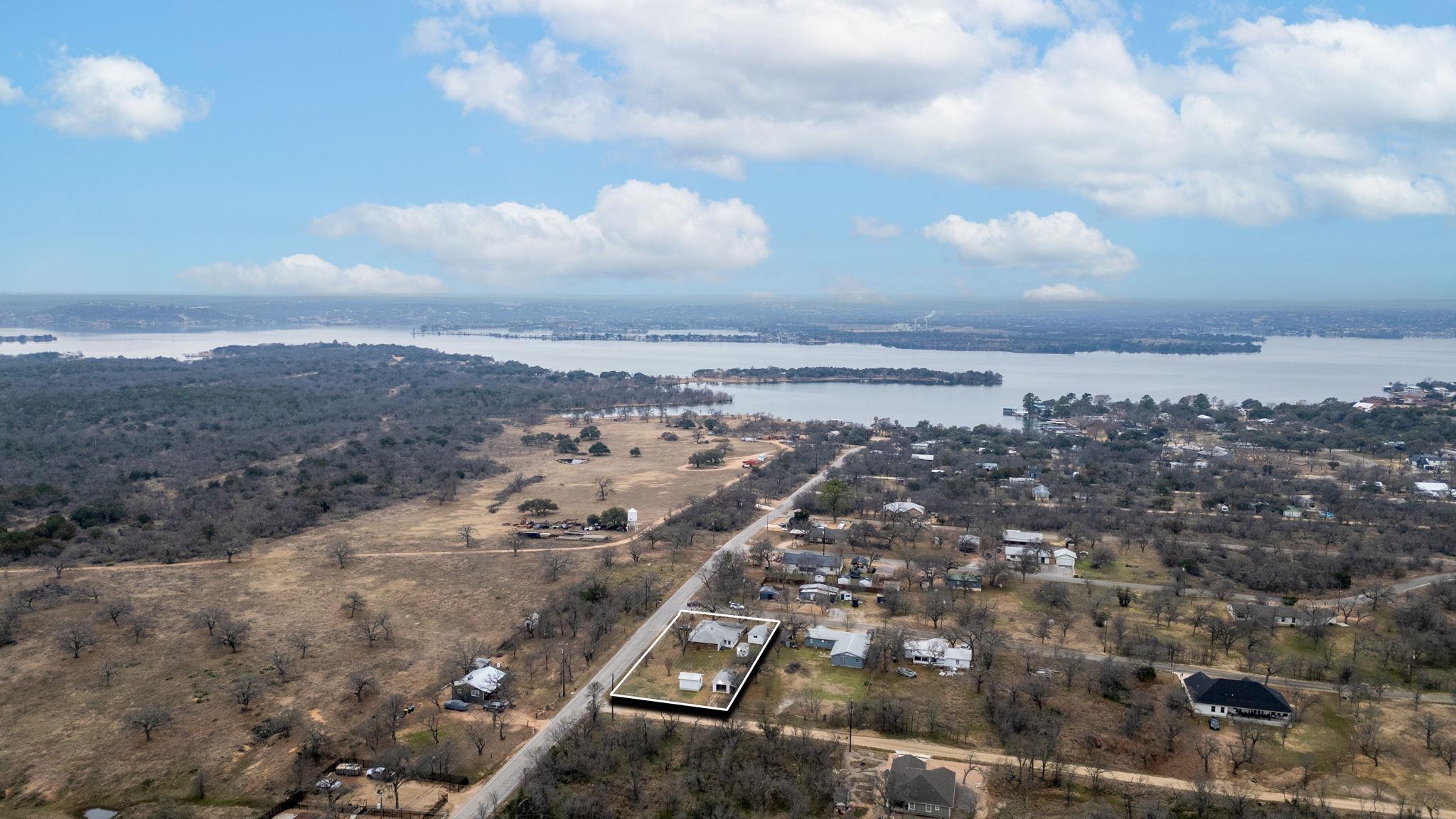 1701 Valley View
