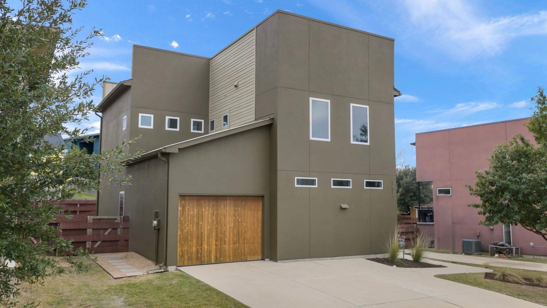 Single Family Residence