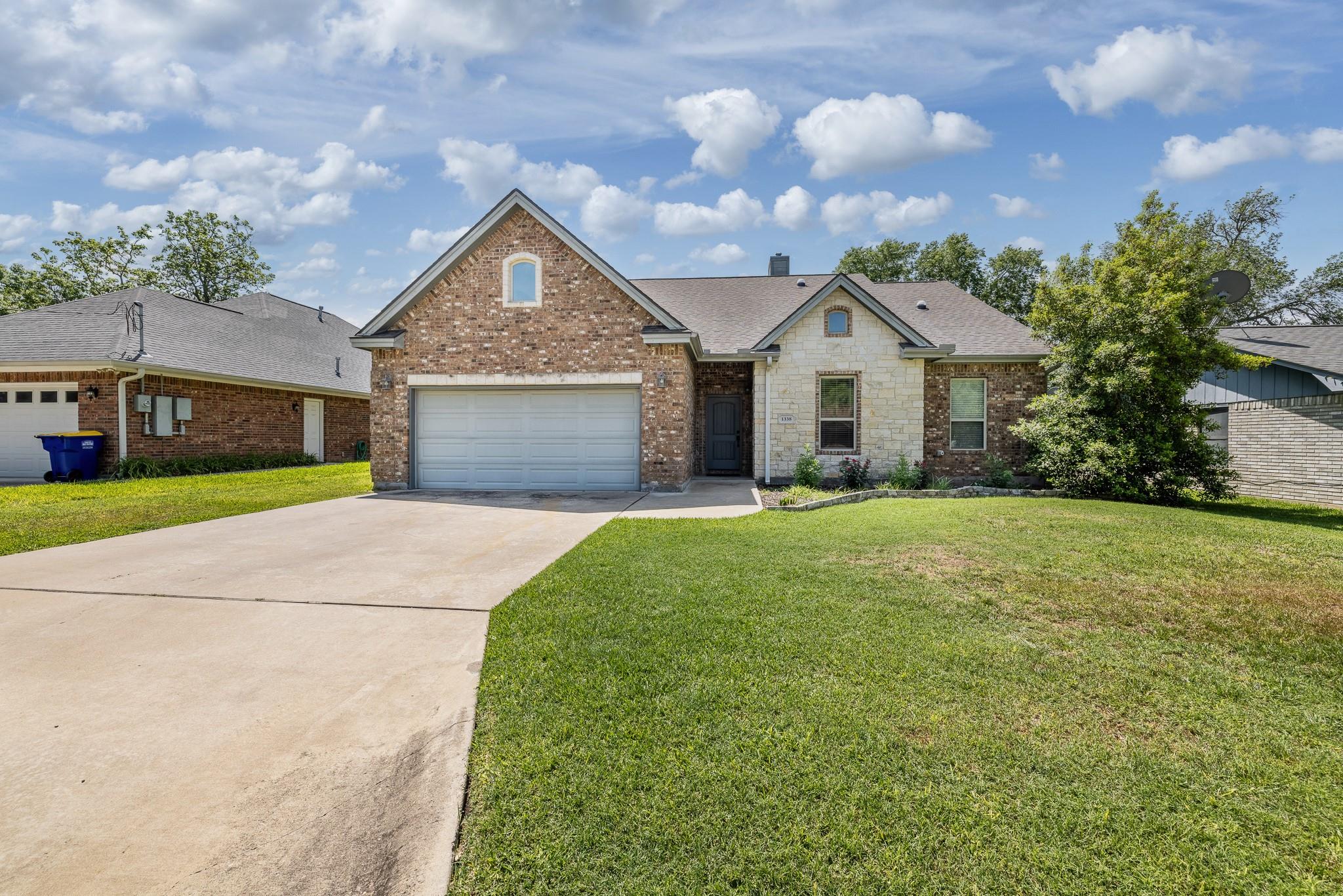 Single Family Residence