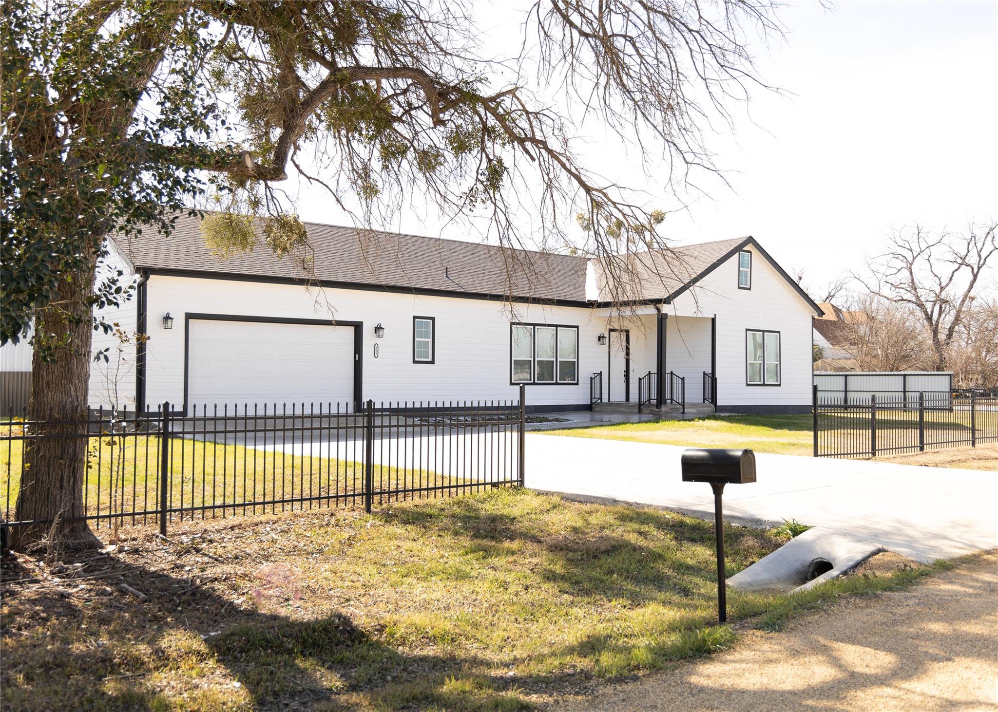 Single Family Residence