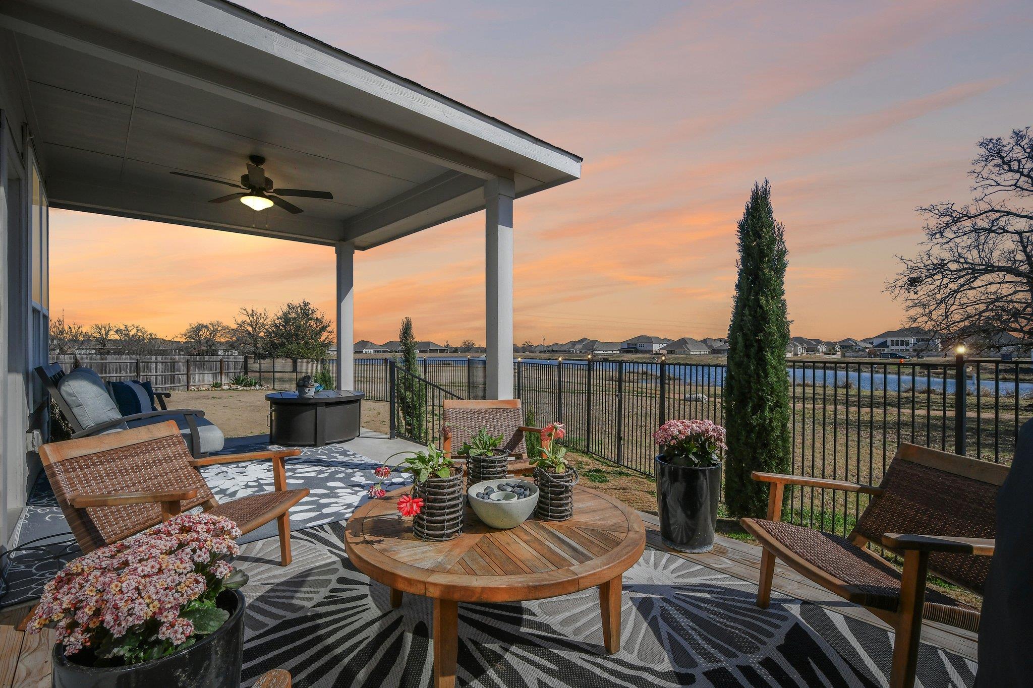 Single Family Residence