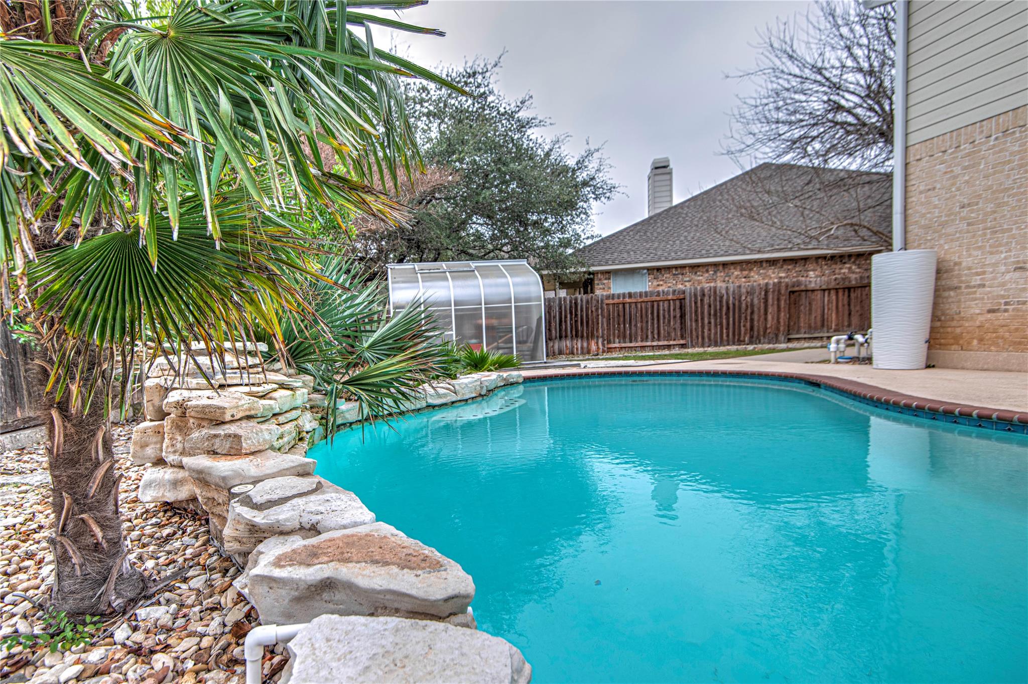 Single Family Residence