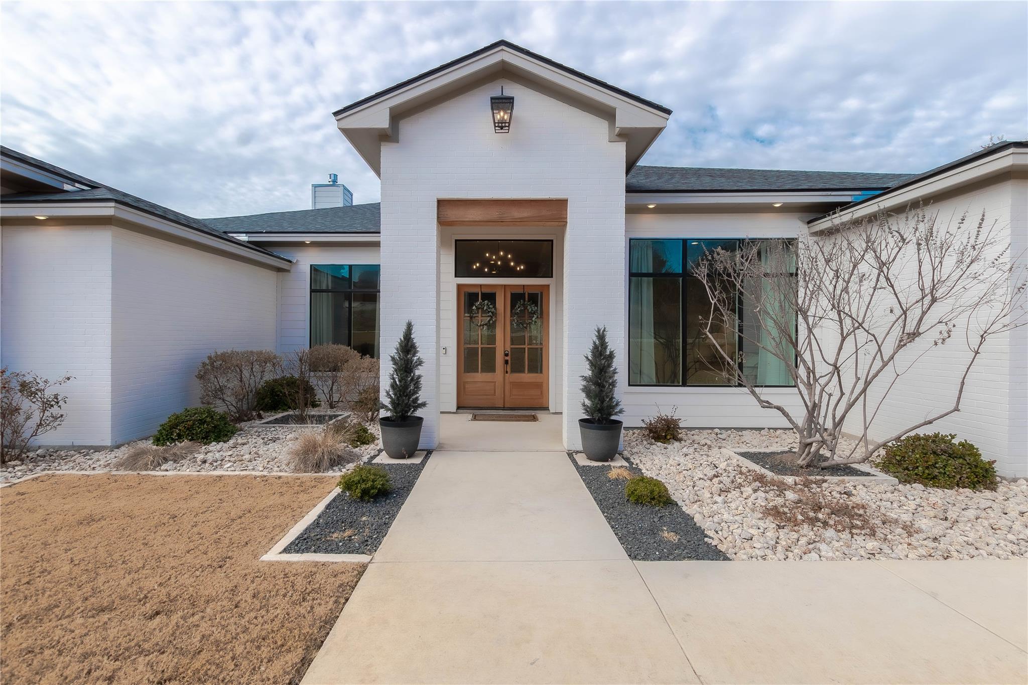 Single Family Residence