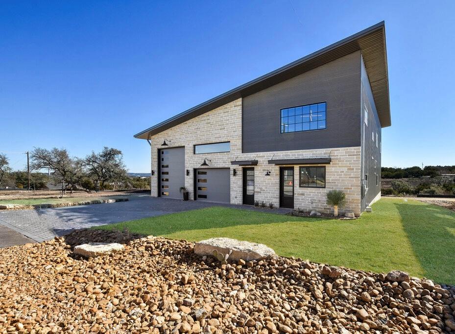 Single Family Residence