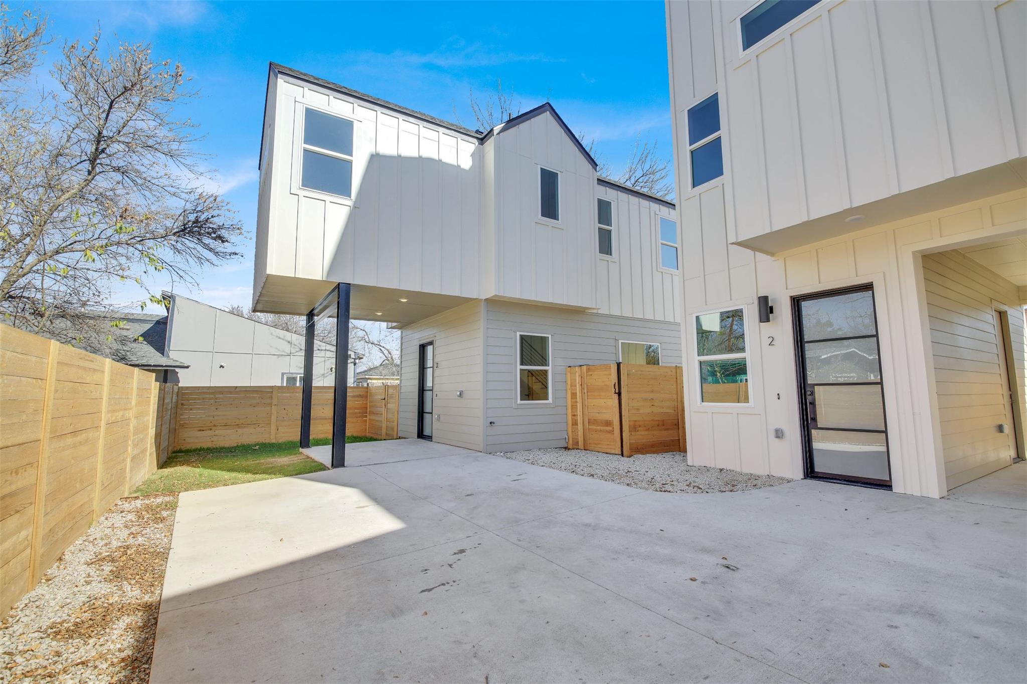 Single Family Residence