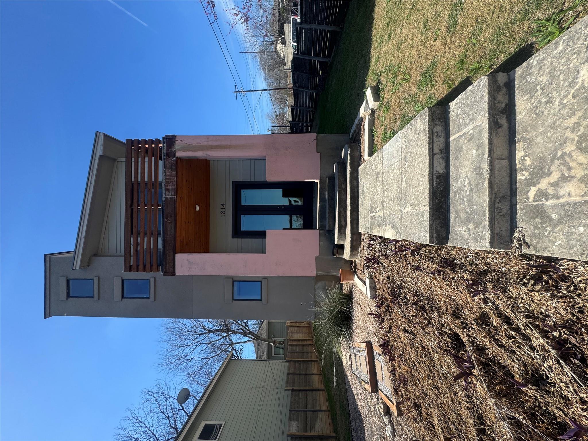 Single Family Residence