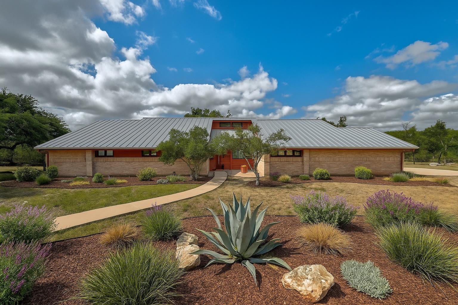 Single Family Residence