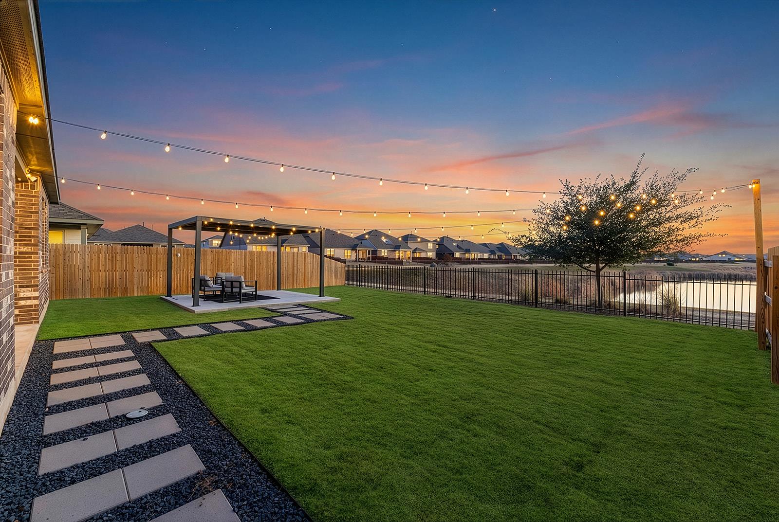 Single Family Residence