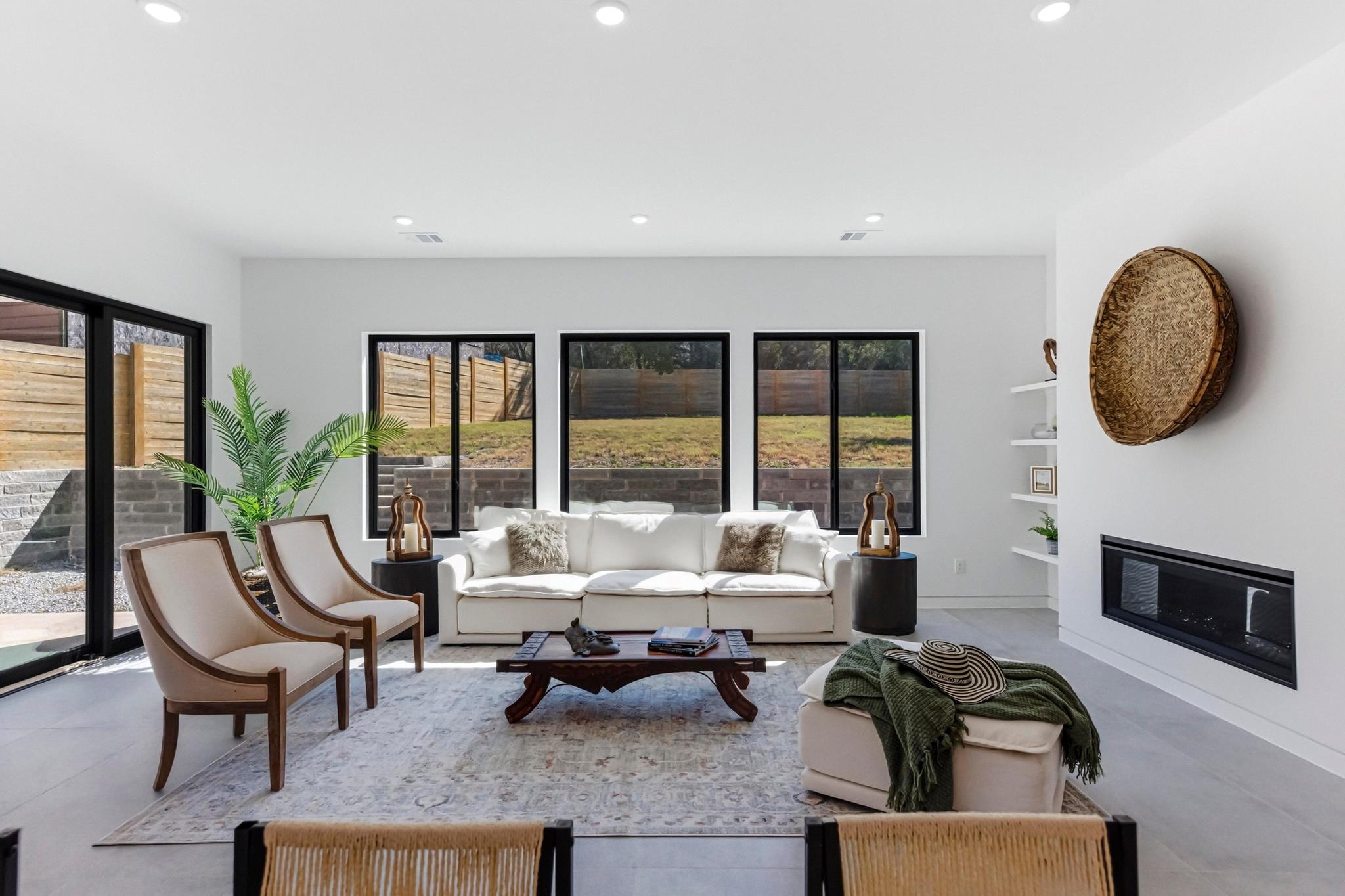 Single Family Residence