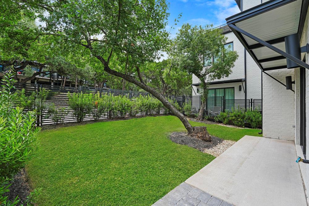 Single Family Residence