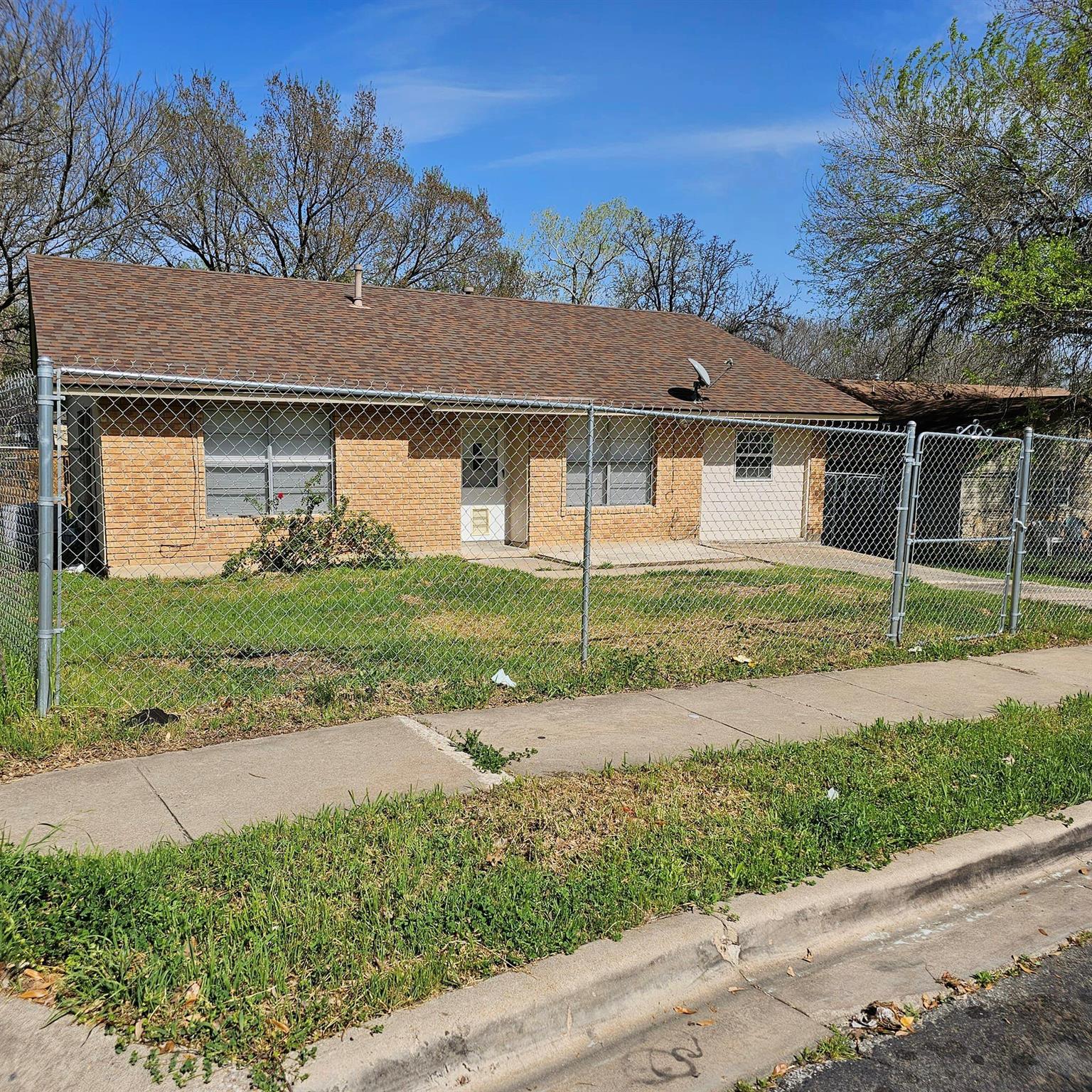 Single Family Residence