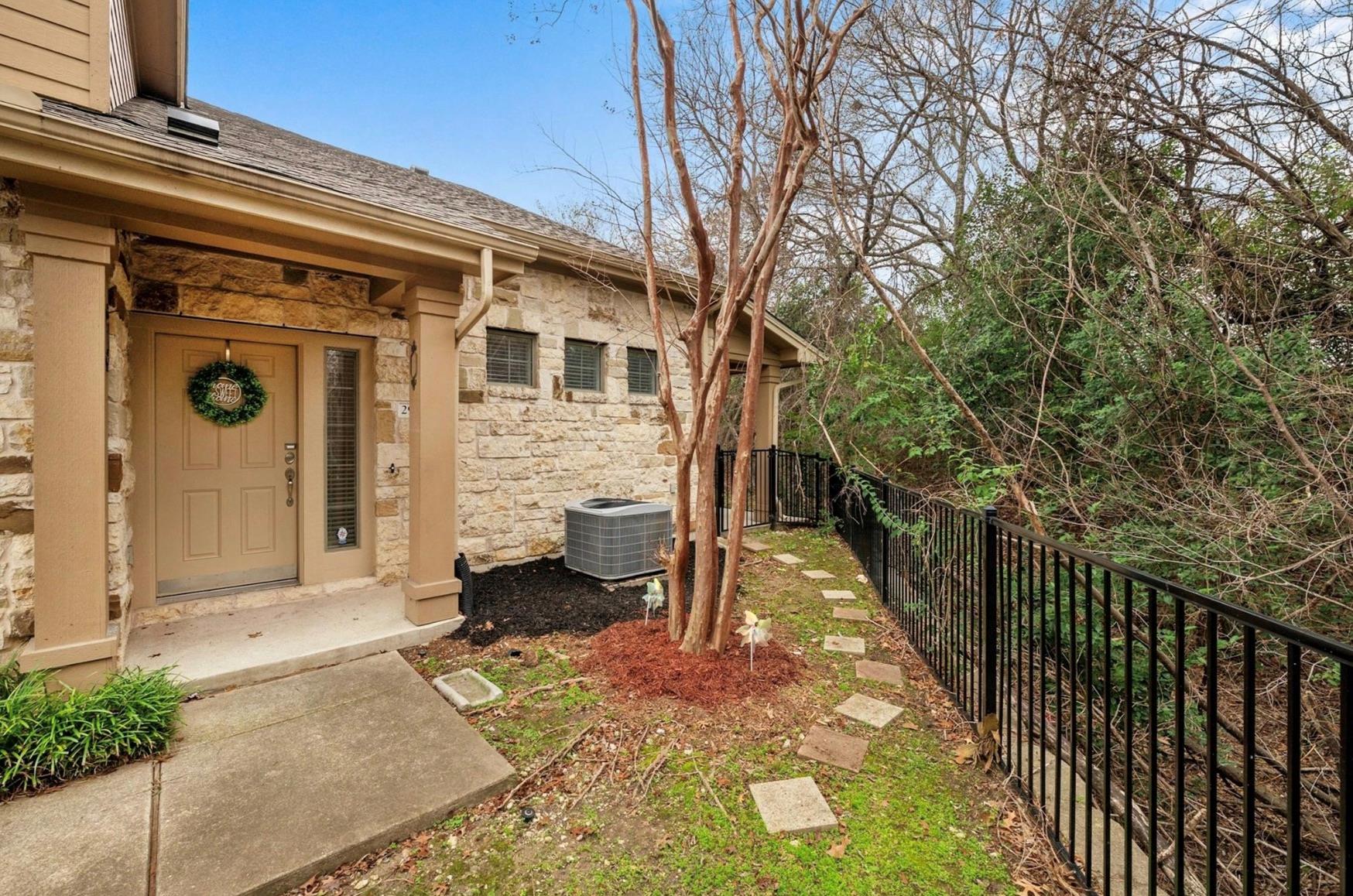 1310 Parmer