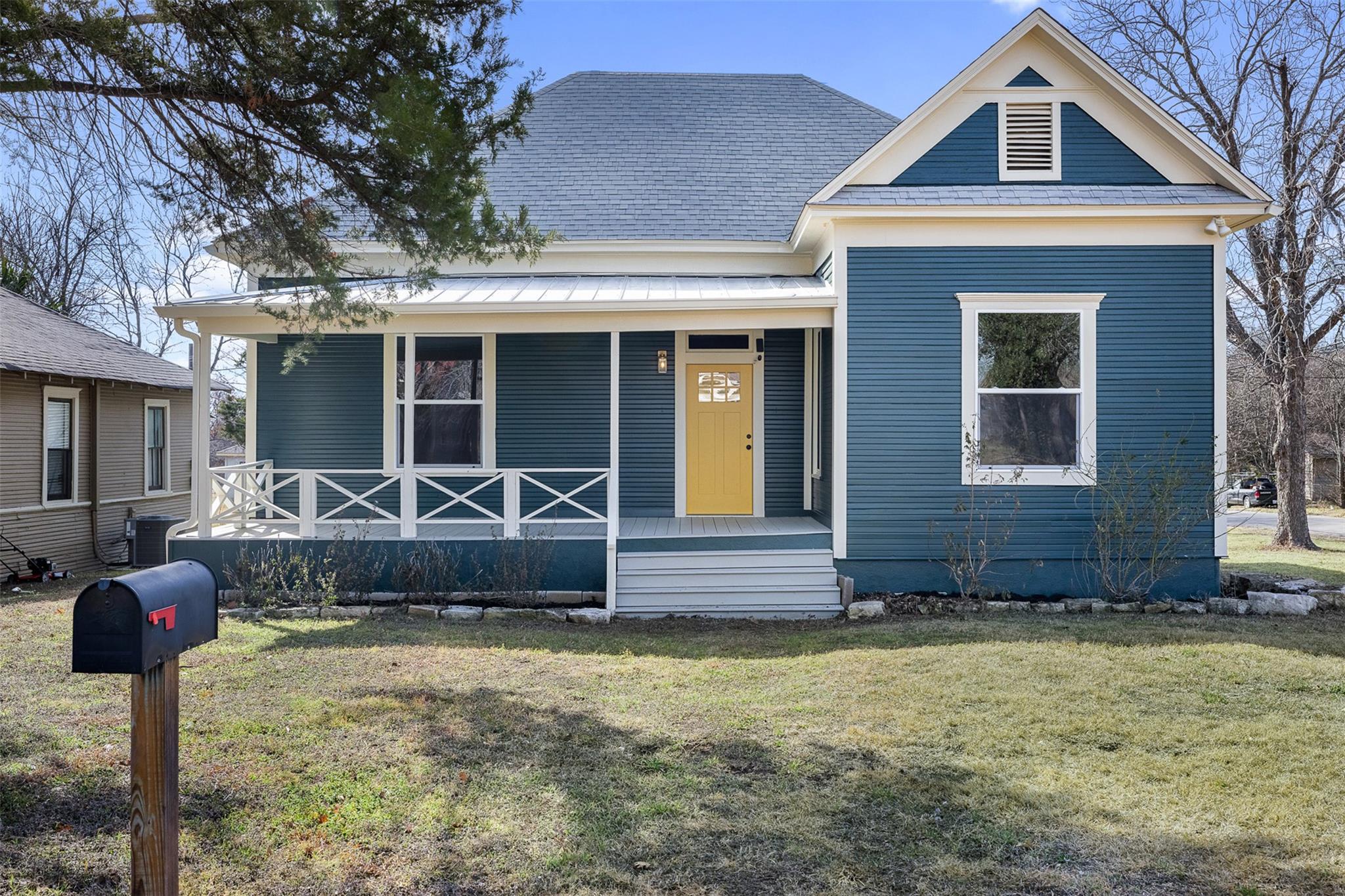 Single Family Residence