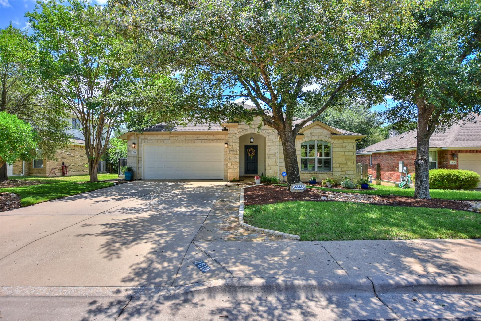 Single Family Residence